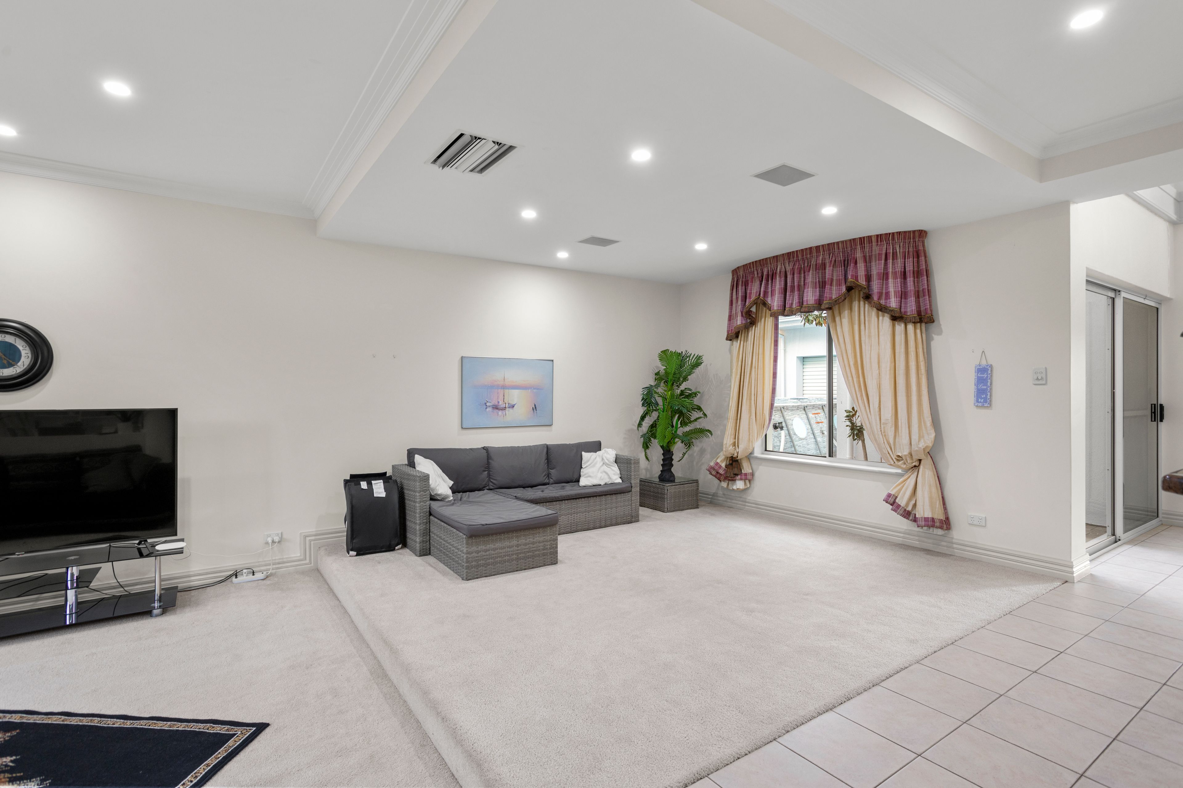 1 Willingale Avenue — photo 5 of 30