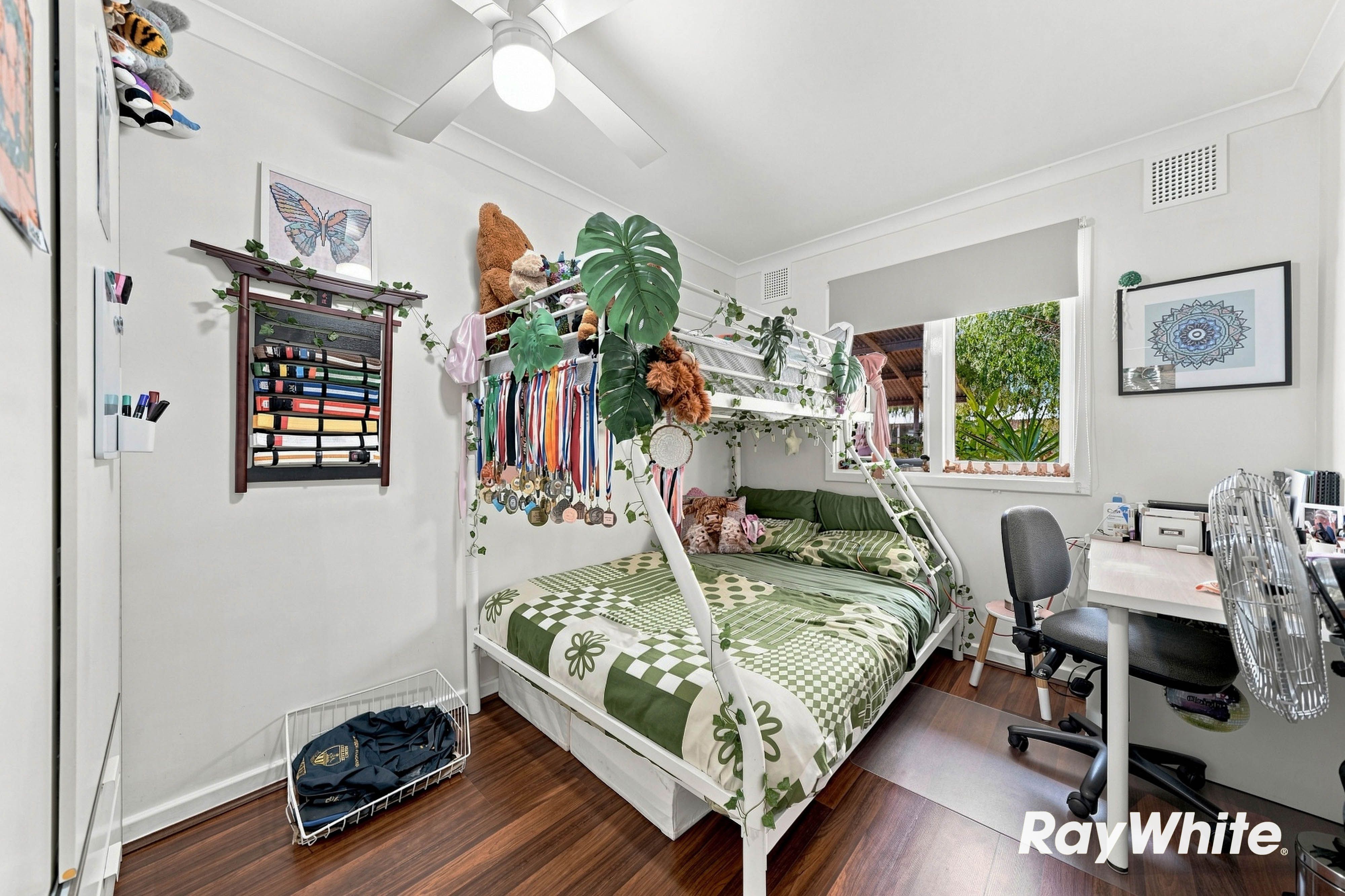 6/43 Golders Way — photo 12 of 25
