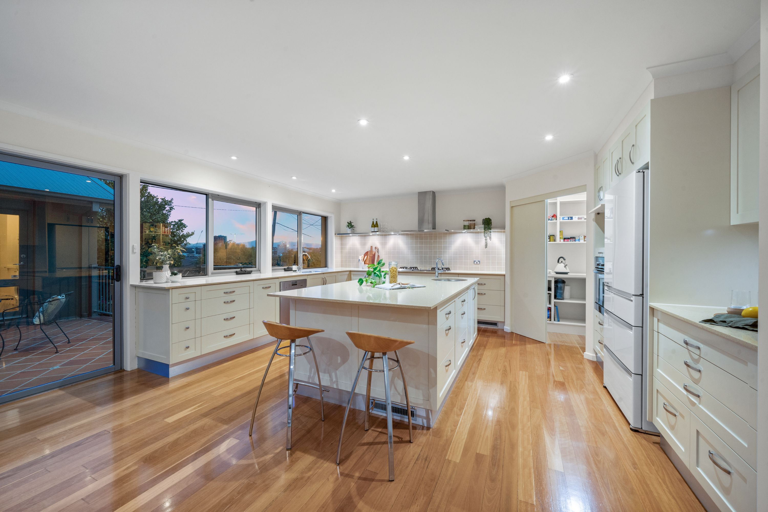 24 Bamford Street, Hughes, ACT 2605