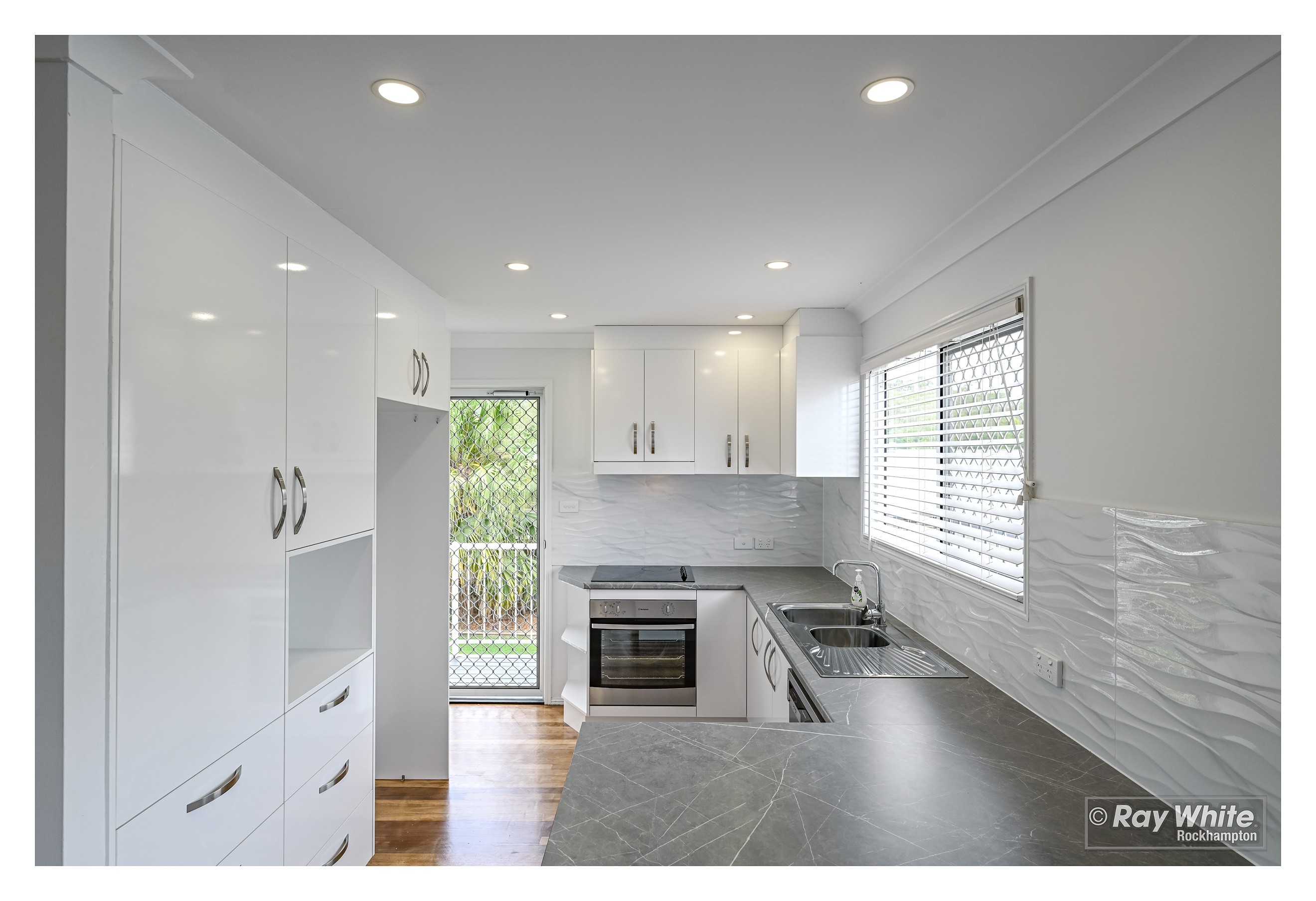 232 Horton Street, Koongal, QLD 4701