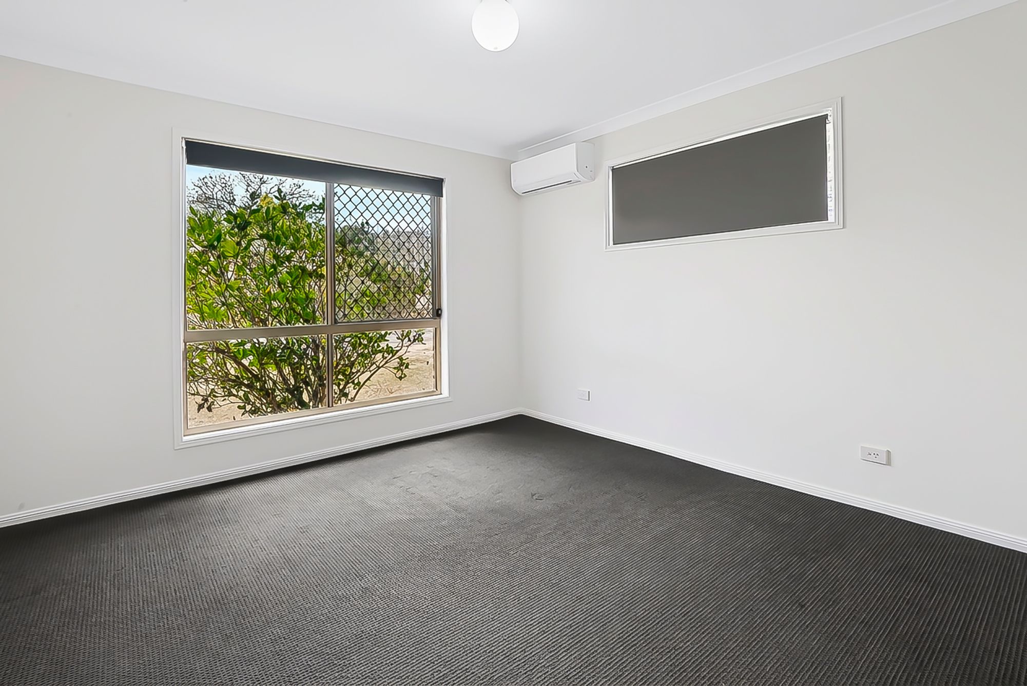 11 Longford Crescent — photo 7 of 13