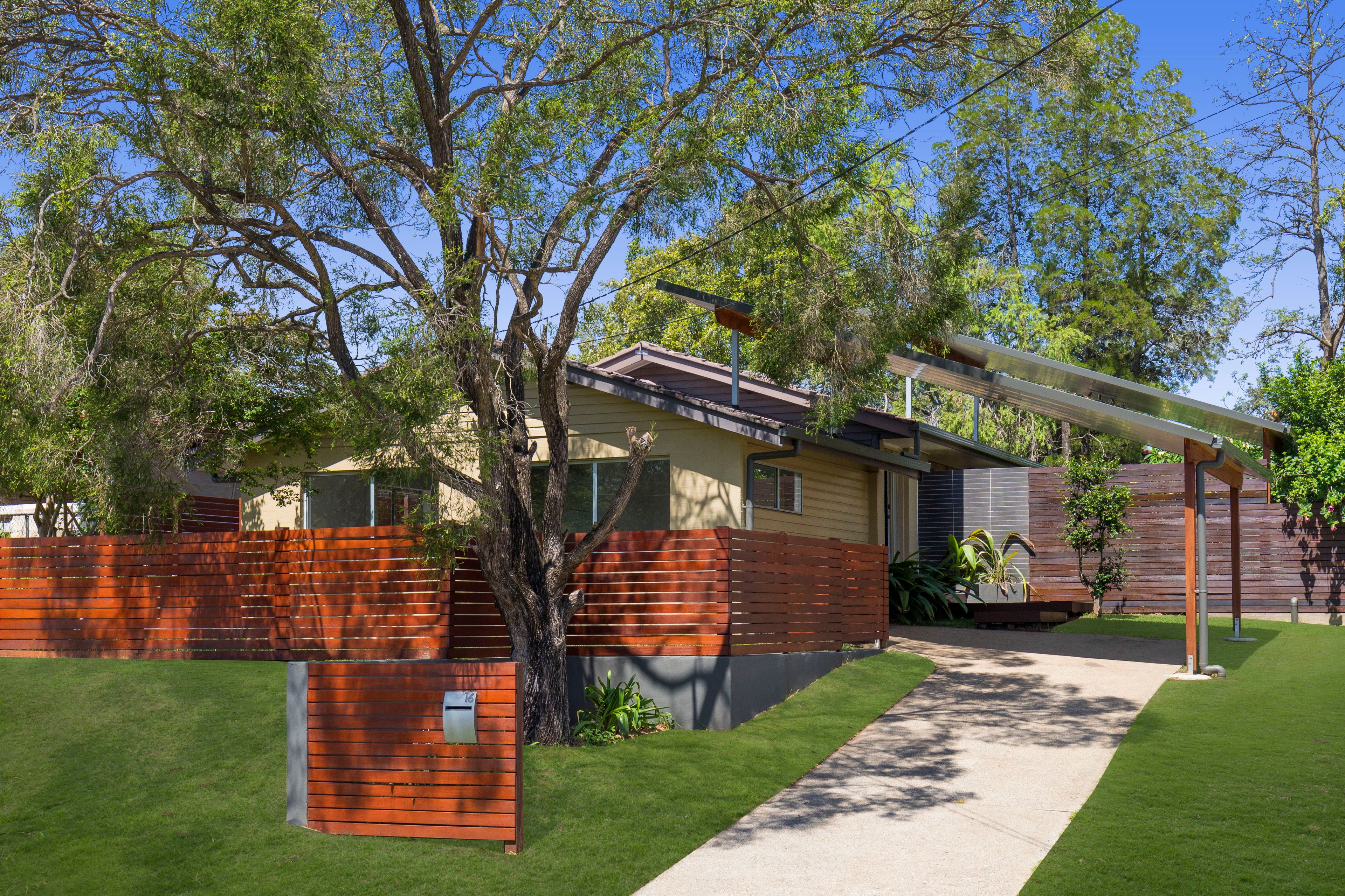 16 Harefield Street, Indooroopilly QLD 4068