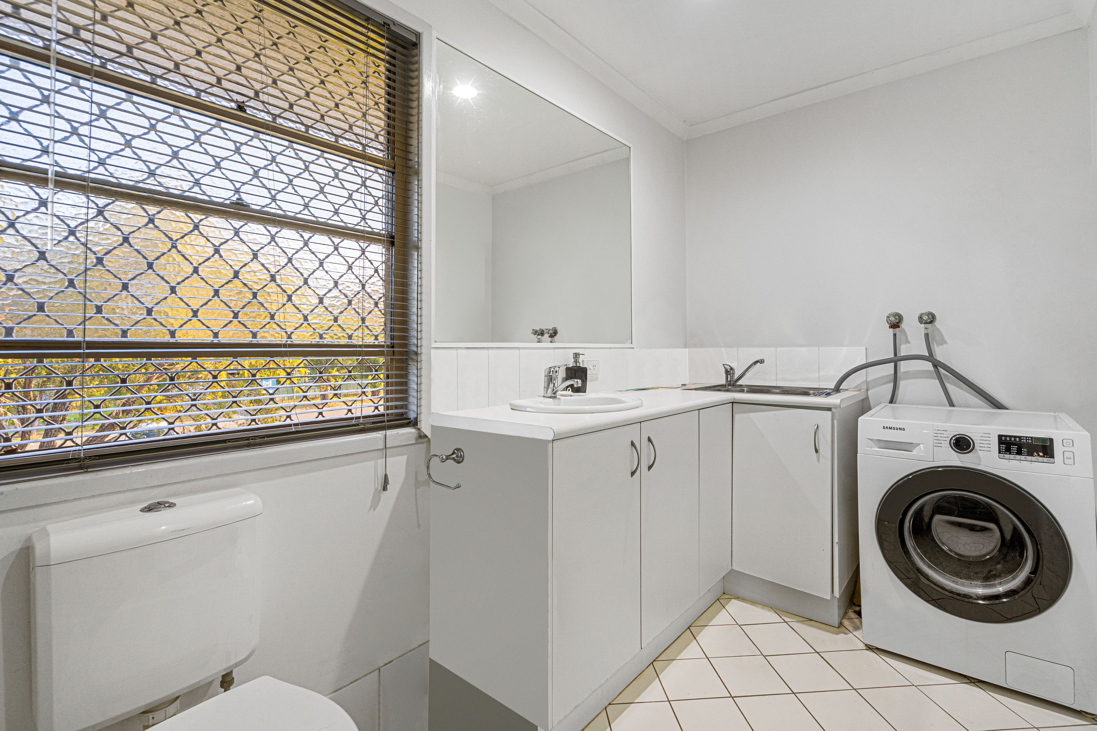 1/20 Lowry Street — photo 11 of 21