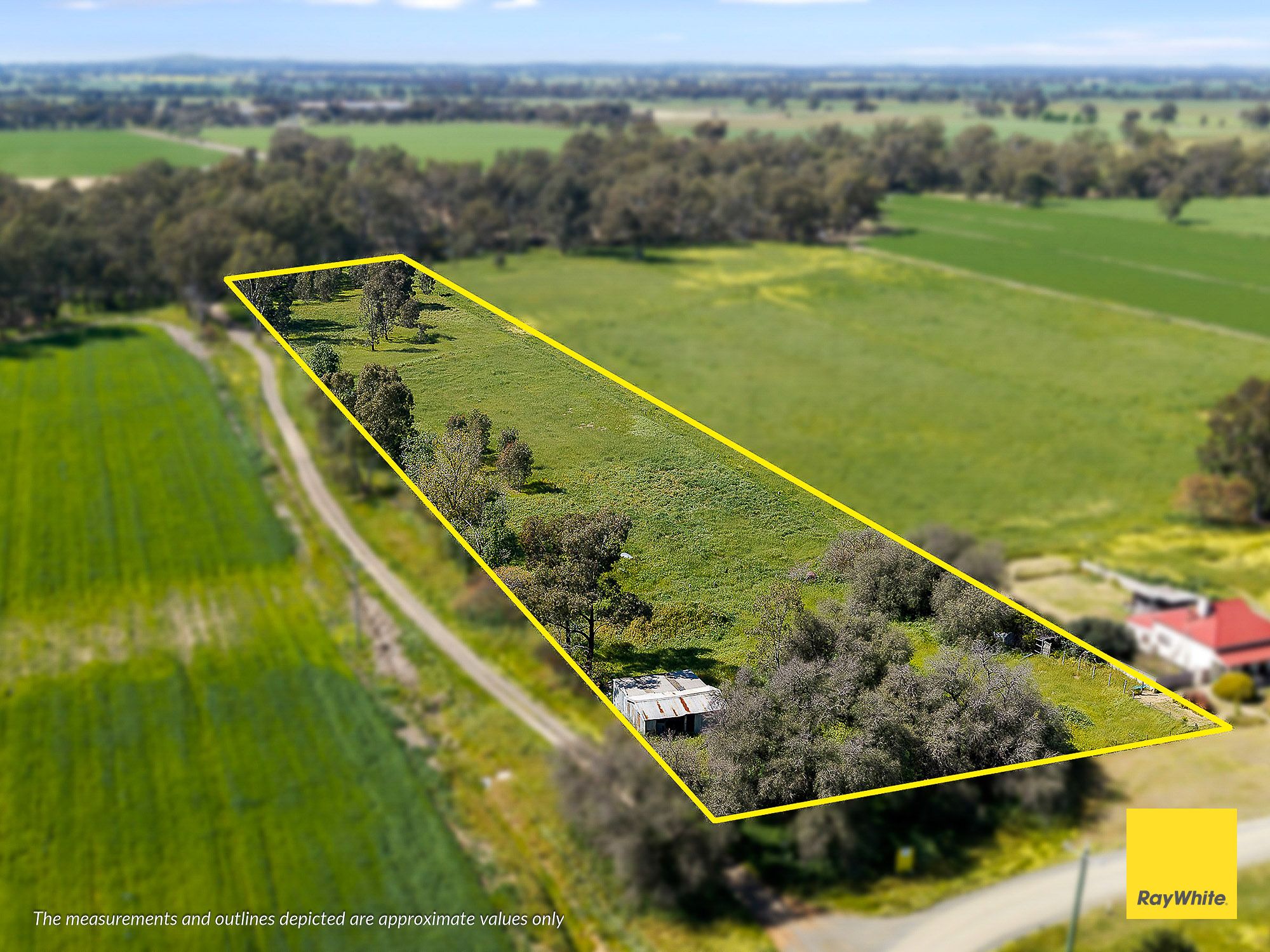 112 Campaspe Street — photo 3 of 12
