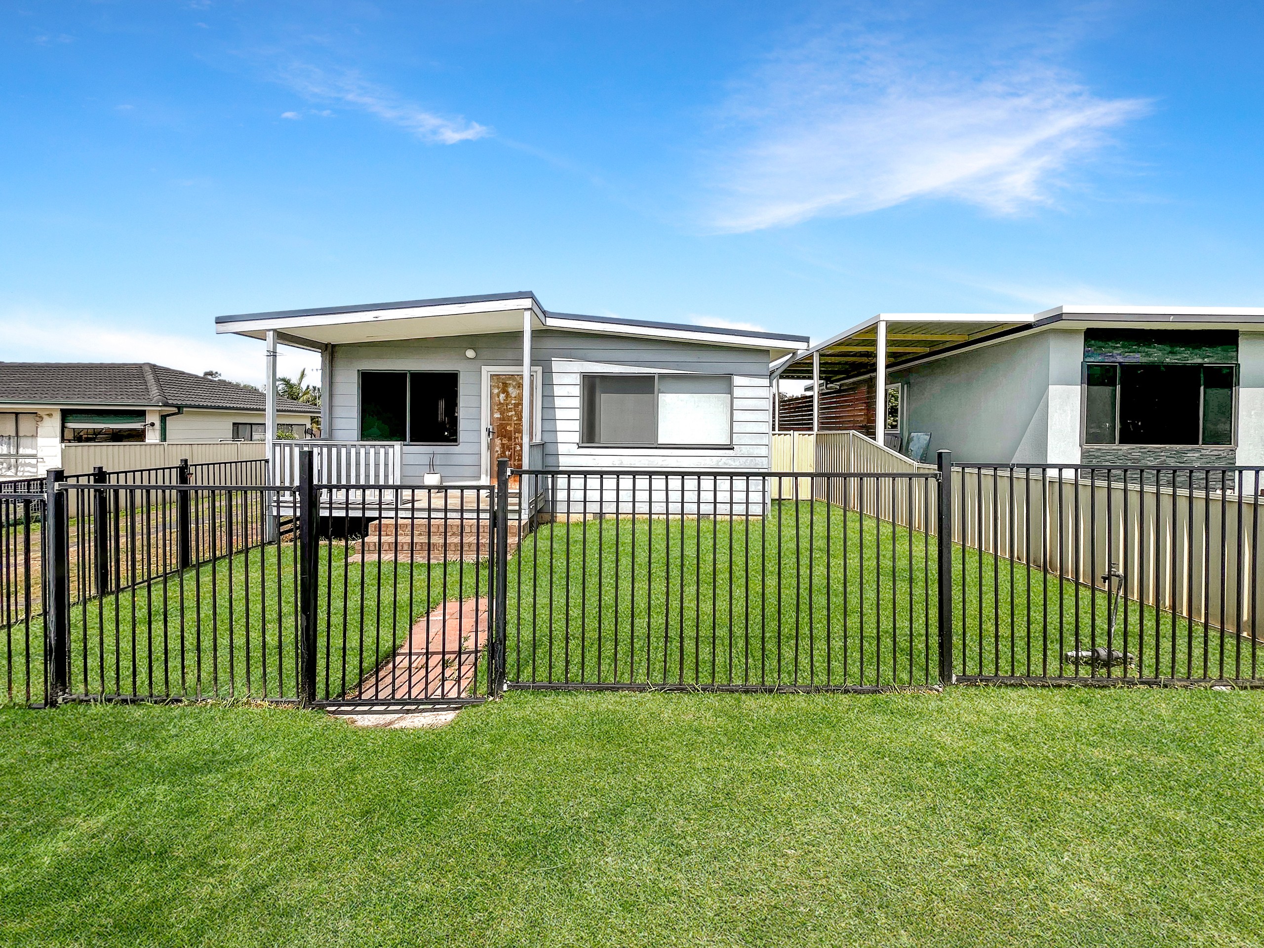 14 Merrendale Avenue, Gorokan, NSW 2263