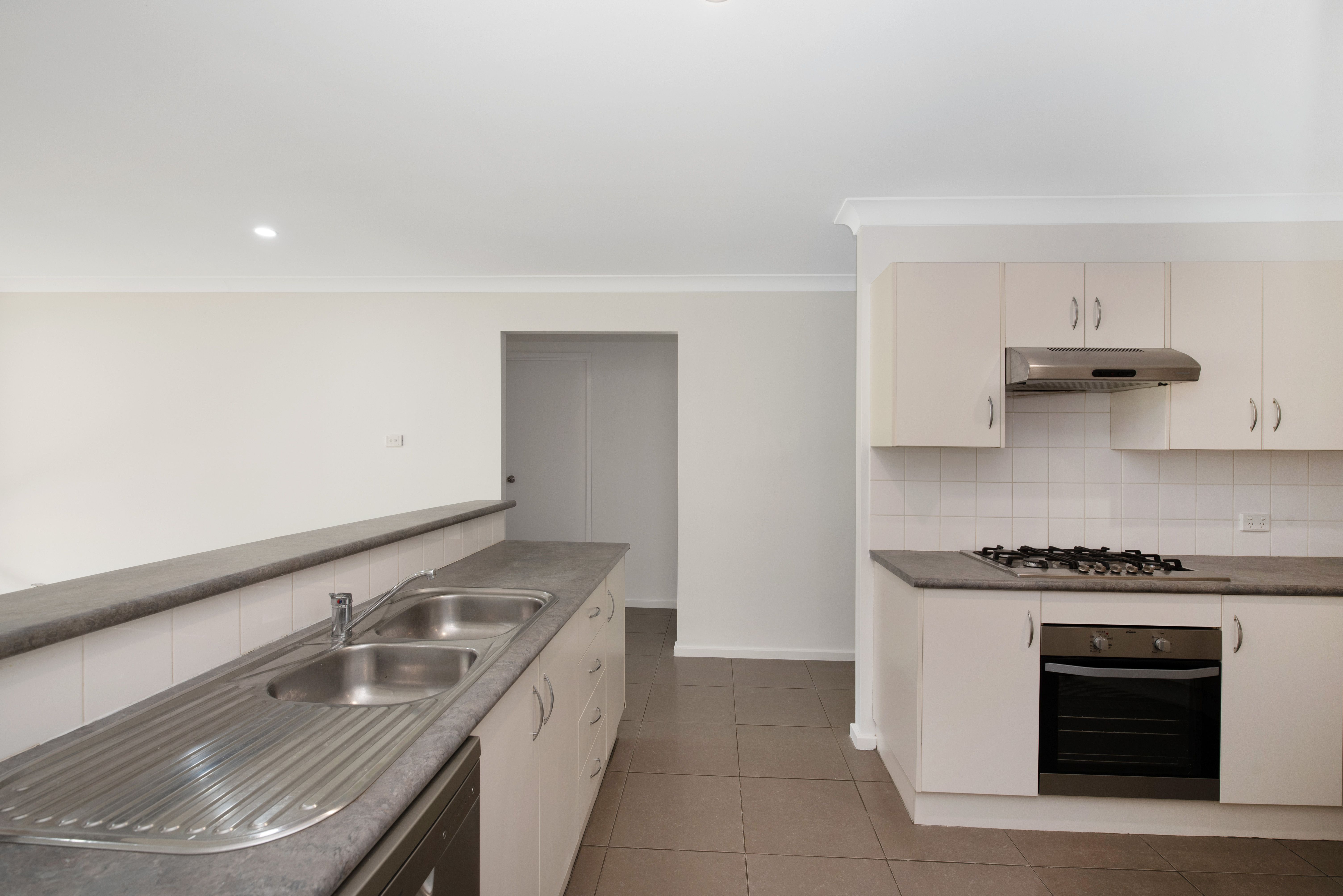 140 Regiment Road, Rutherford, NSW 2320