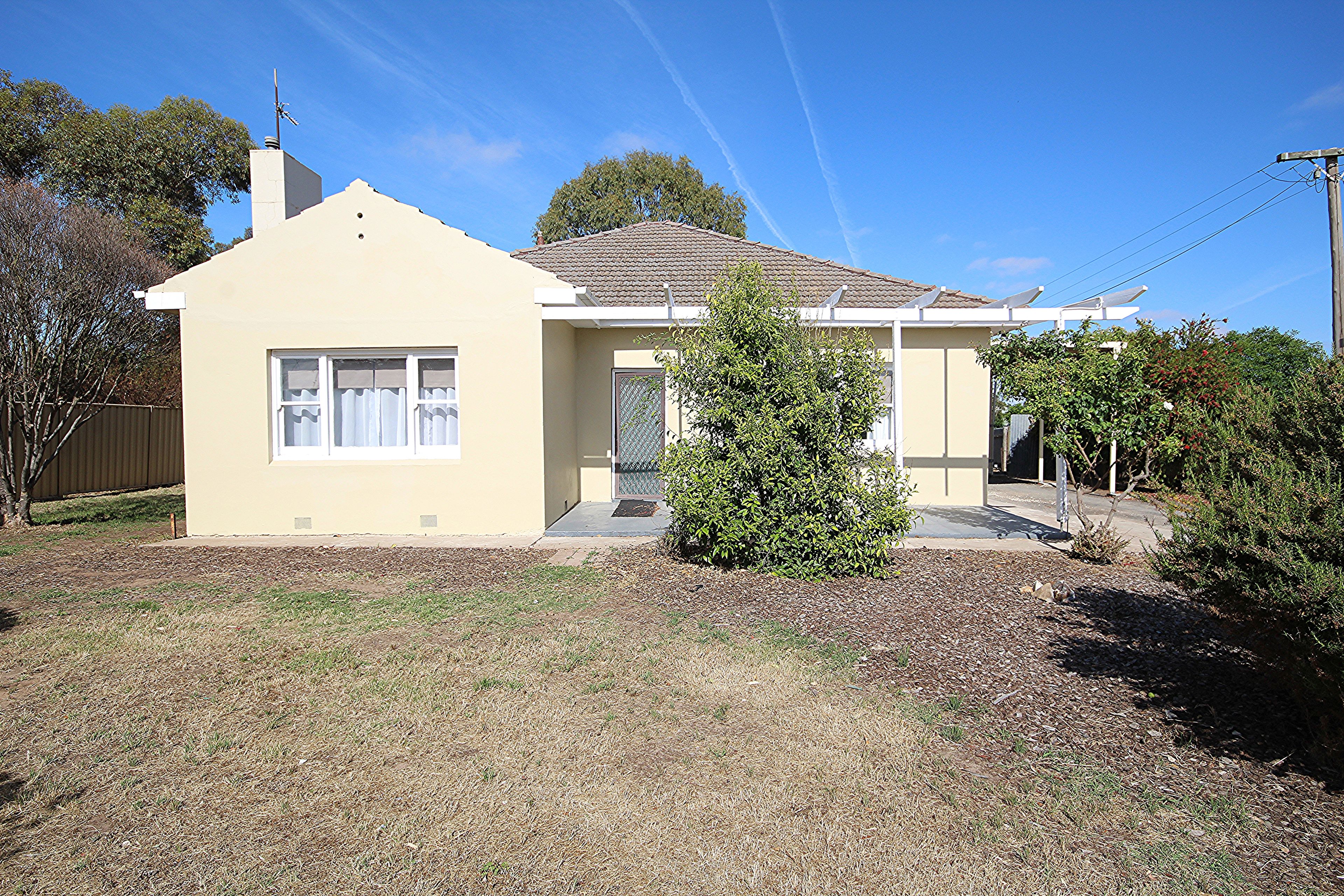 4 Palm Avenue, Horsham VIC 3400