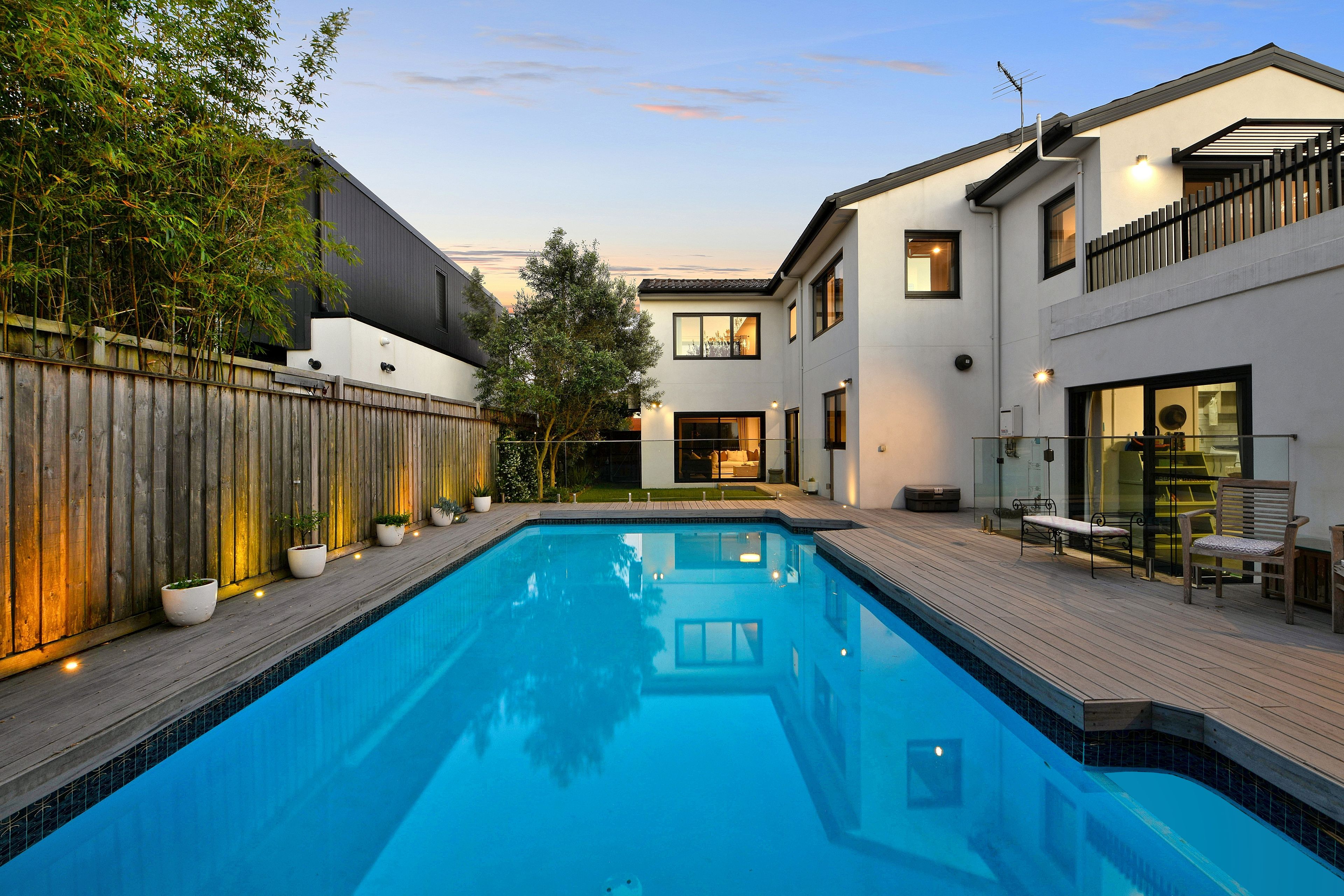 8 Fowler Crescent — photo 25 of 29