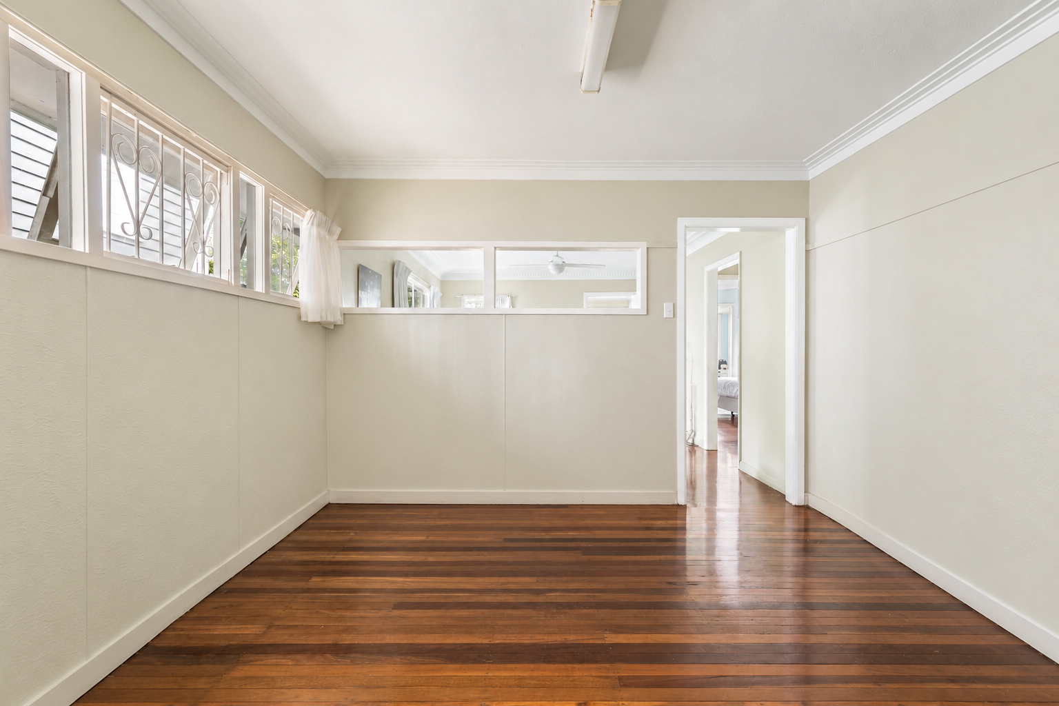 15 Noreen Street, Chapel Hill, QLD 4069