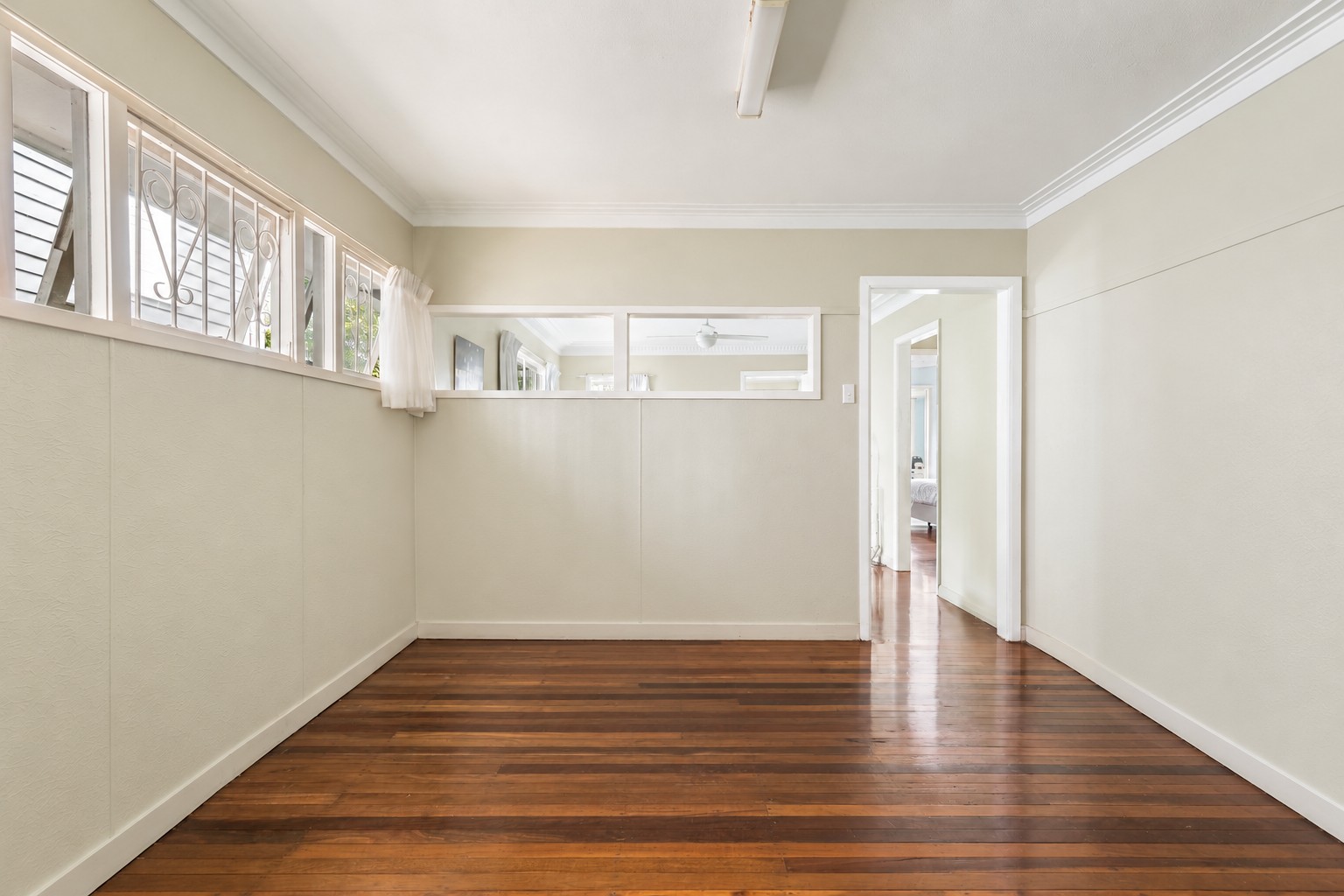 15 Noreen Street, Chapel Hill, QLD 4069