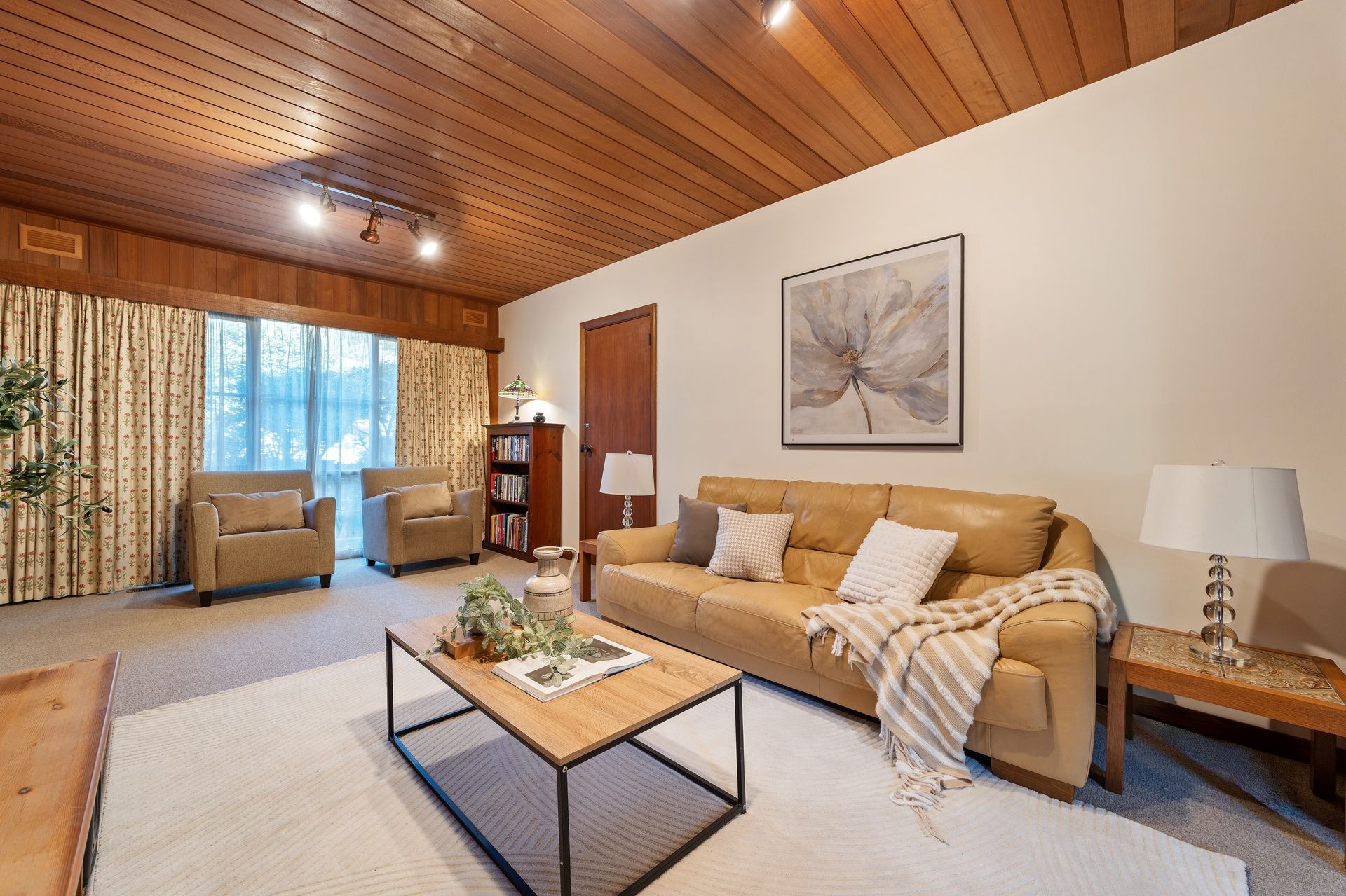 33 Donald Road — photo 10 of 22