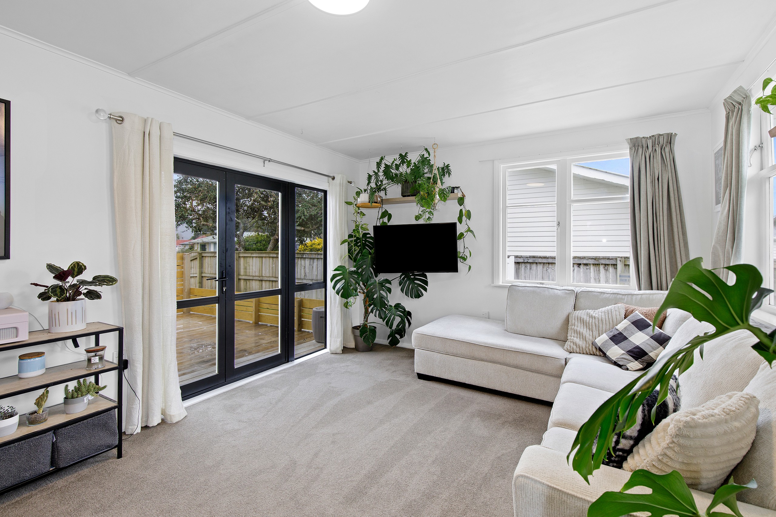 6 Benge Crescent, Clouston Park, Upper Hutt City