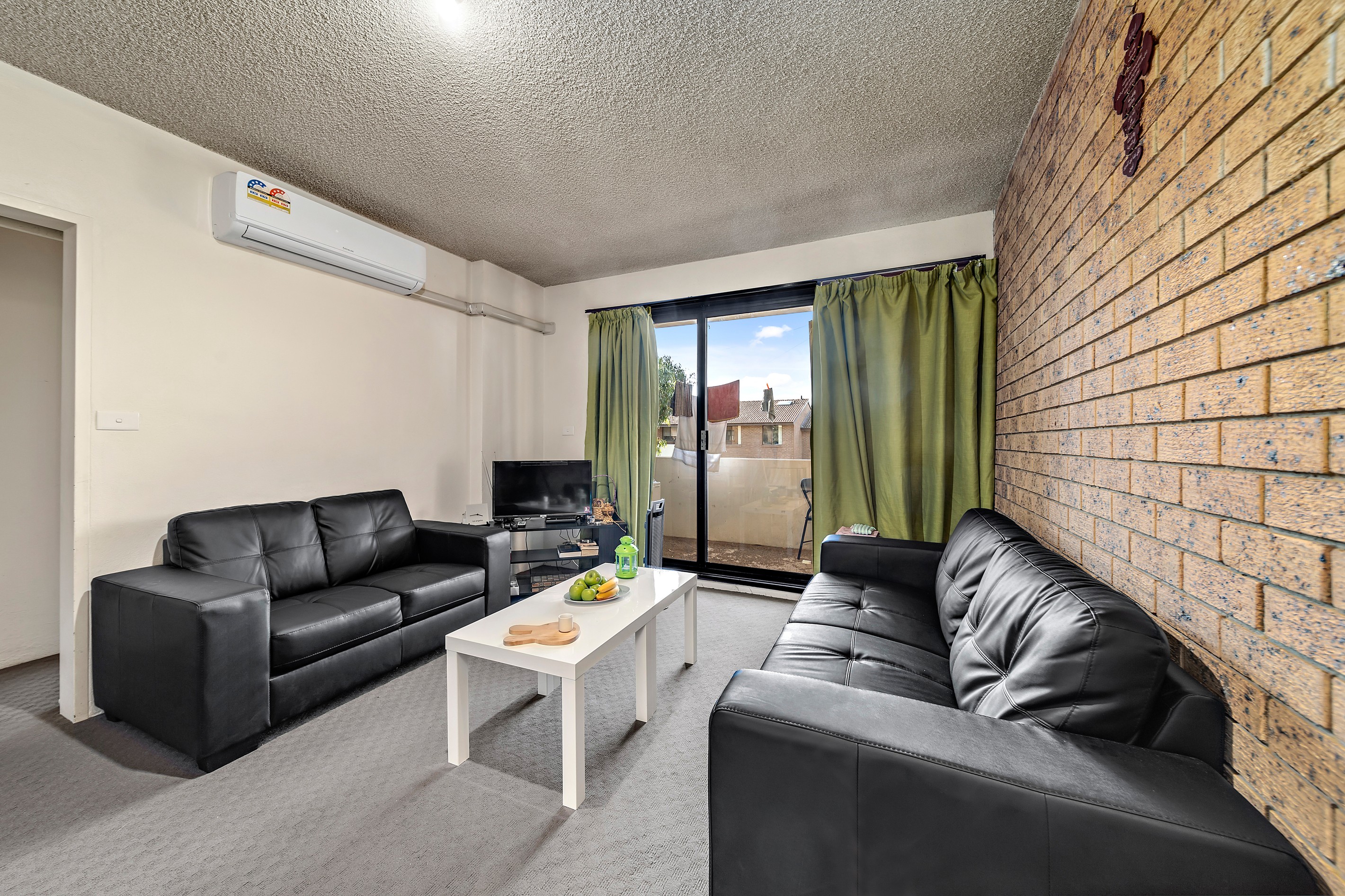 17/30 Springvale Drive, Hawker, ACT 2614