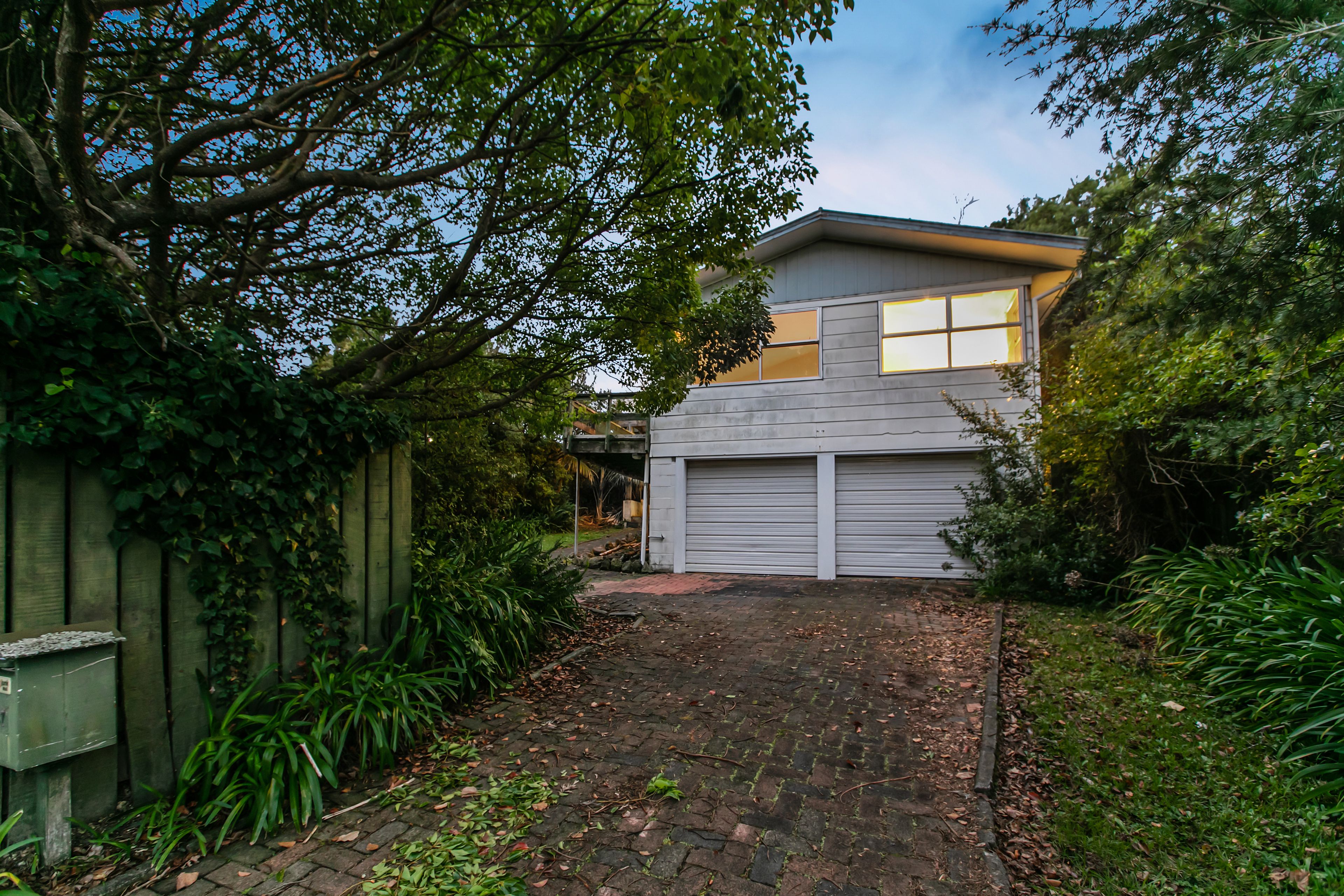 87 Rosario Crescent, Red Beach, Rodney