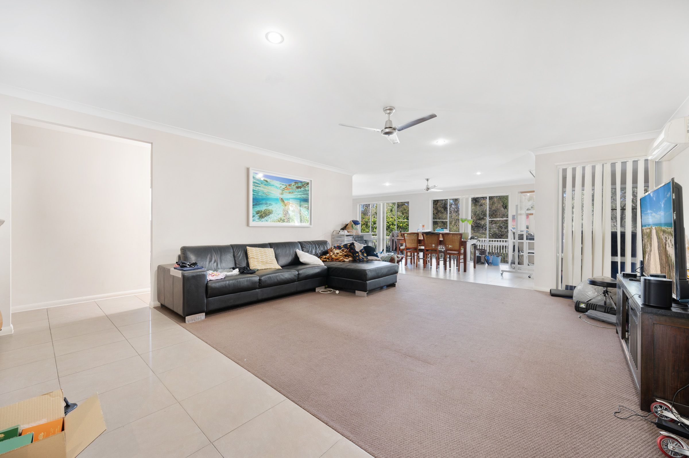 16 Pritchard Court, Pacific Pines, QLD 4211