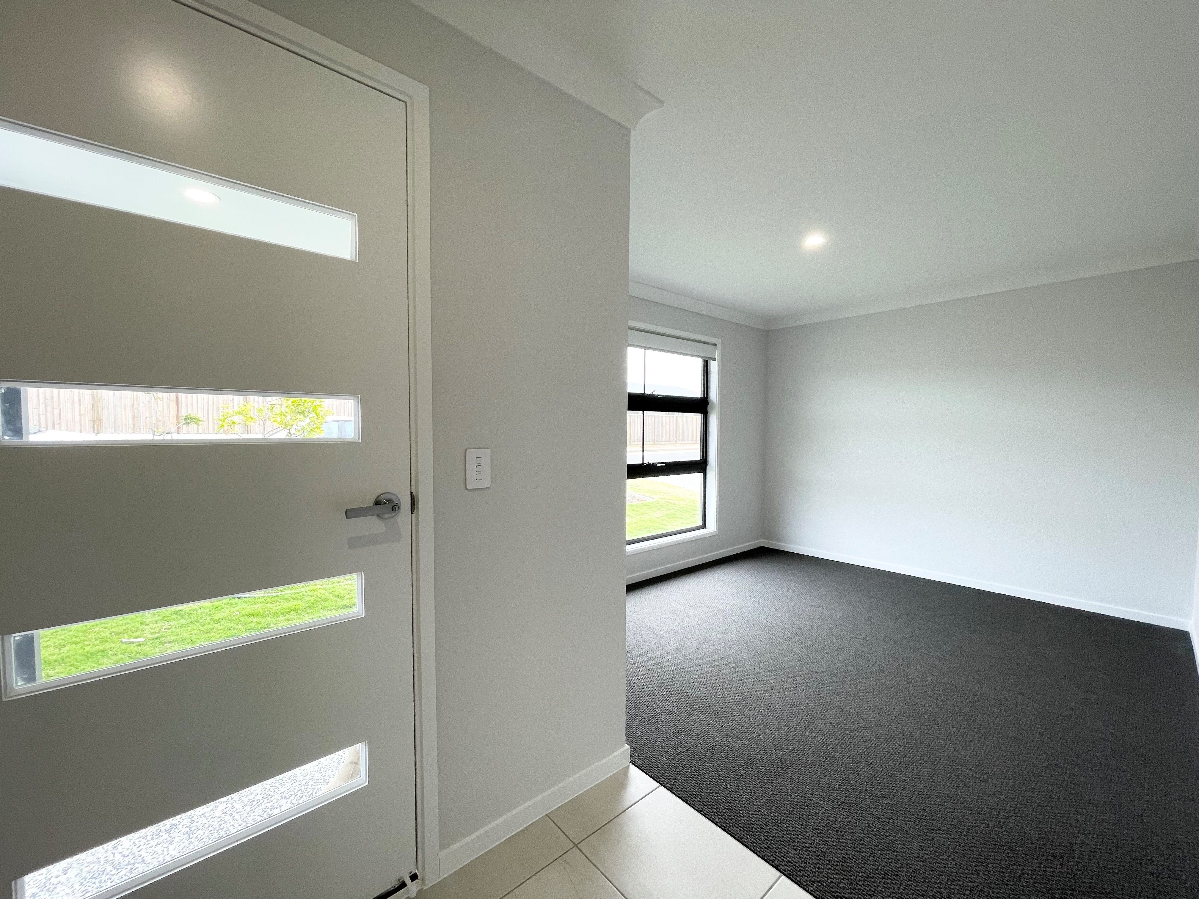 56 Niels Crescent, Park Ridge, QLD 4125