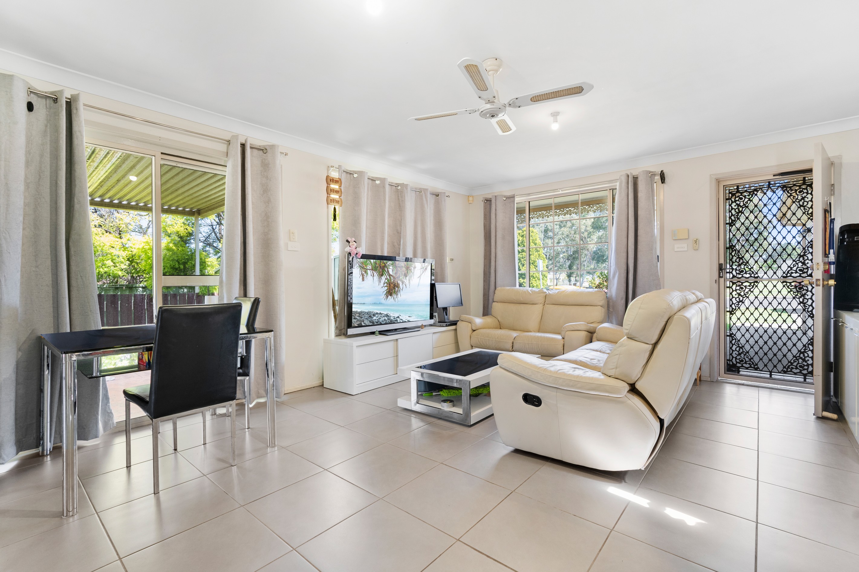 2/38 Fuchsia Crescent, Macquarie Fields, NSW 2564
