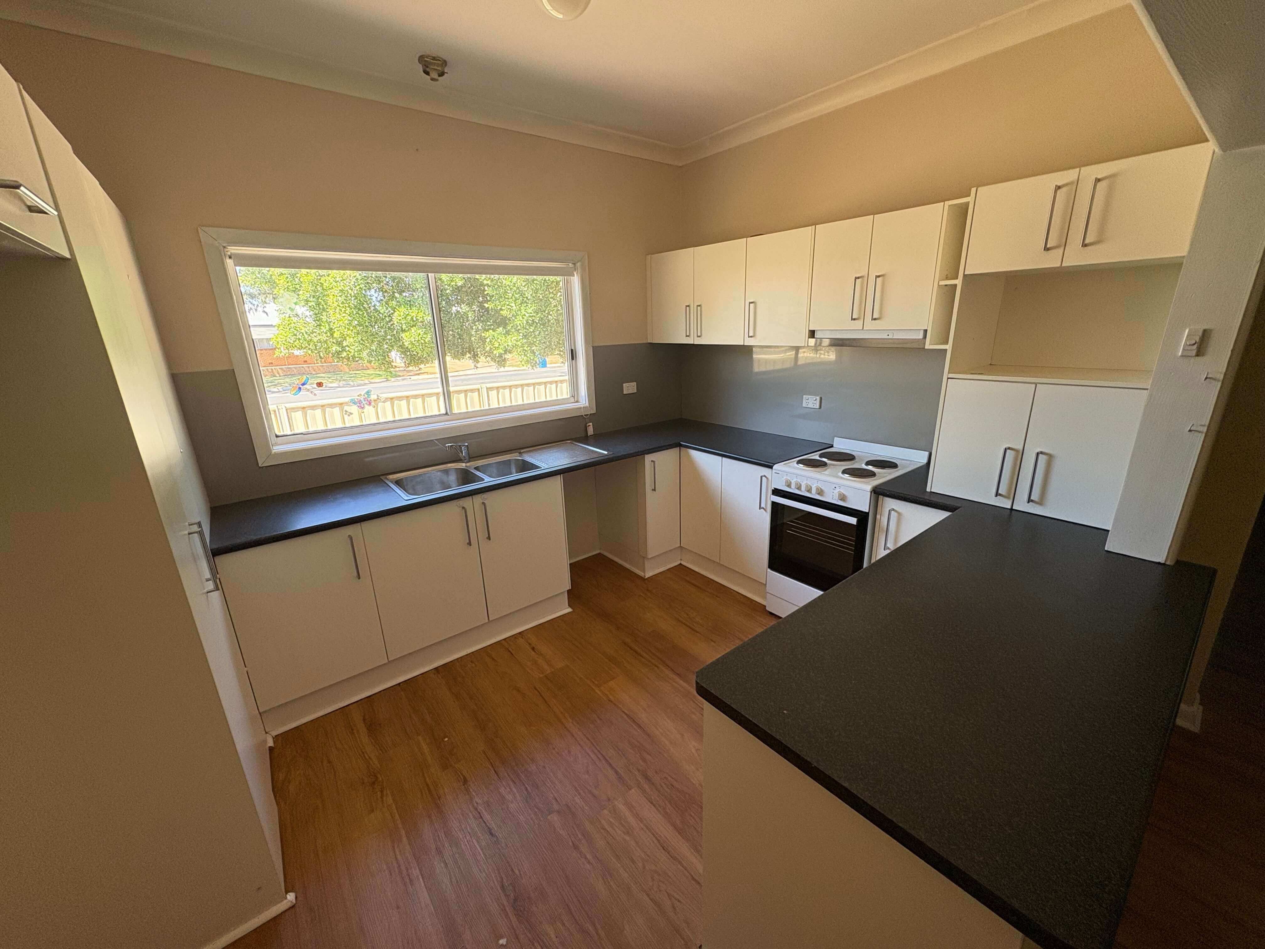 74 Warren Street — photo 11 of 16