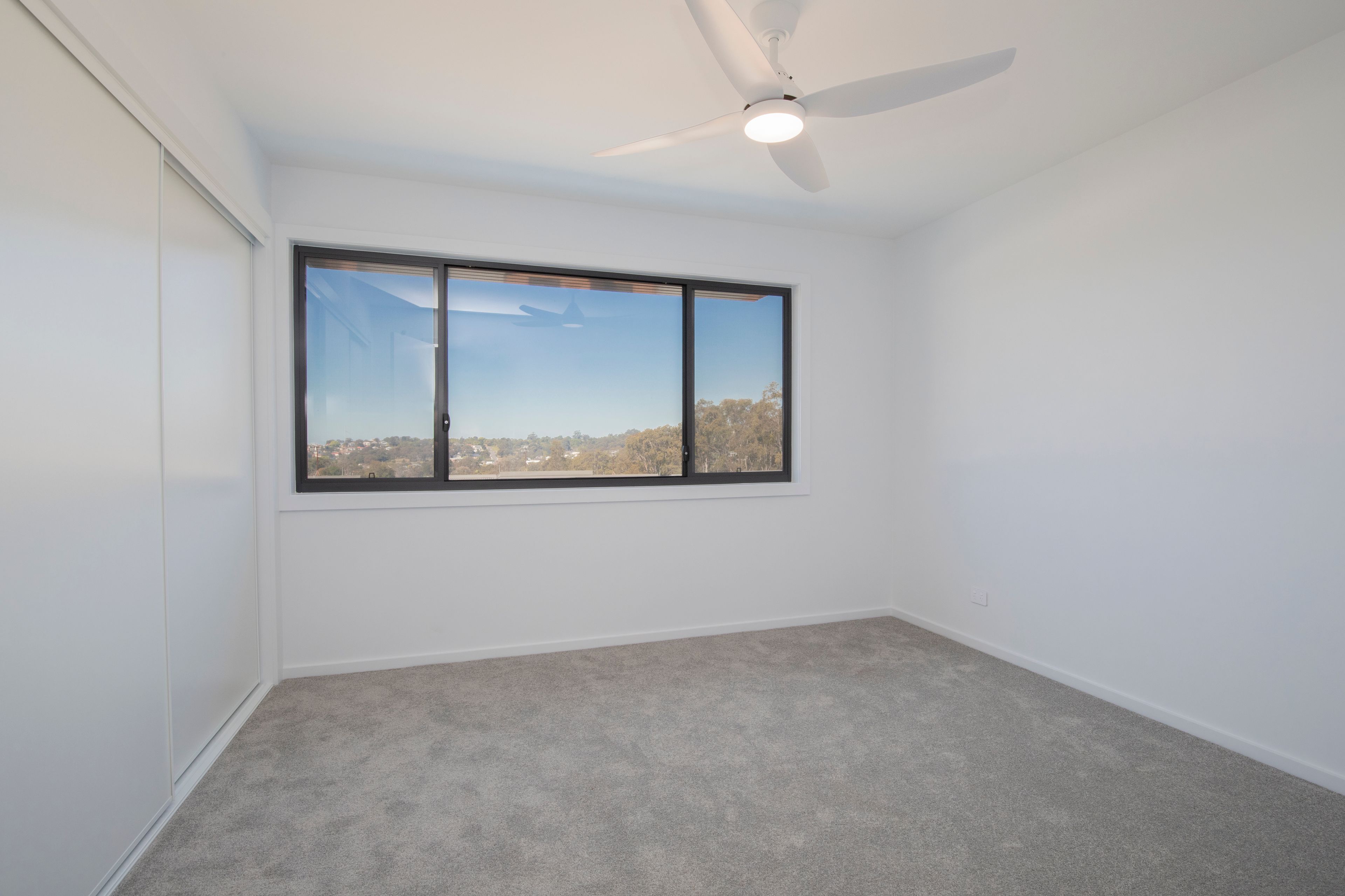 5/2 Corymbia Way — photo 13 of 15