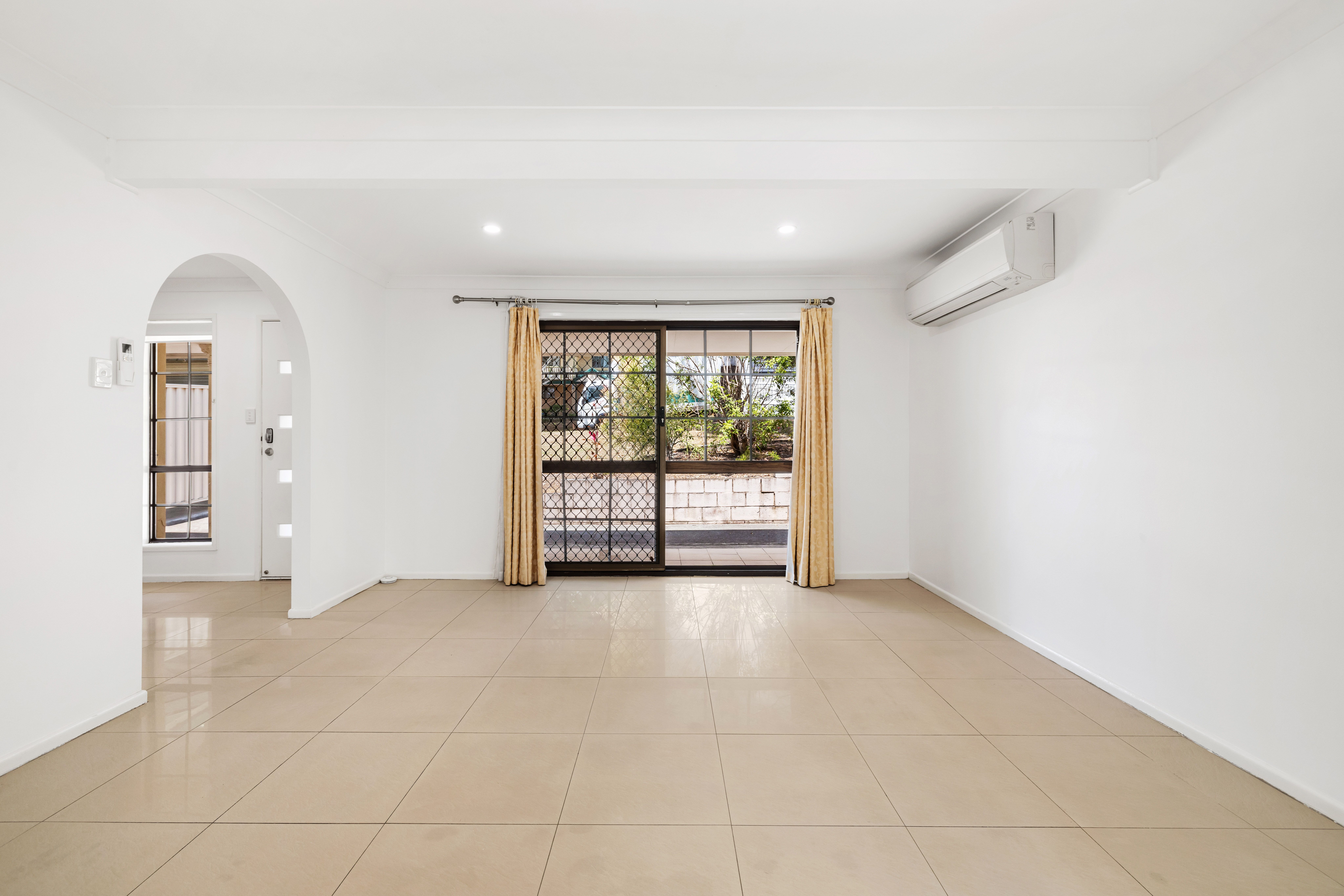 6 Booral Street — photo 3 of 19