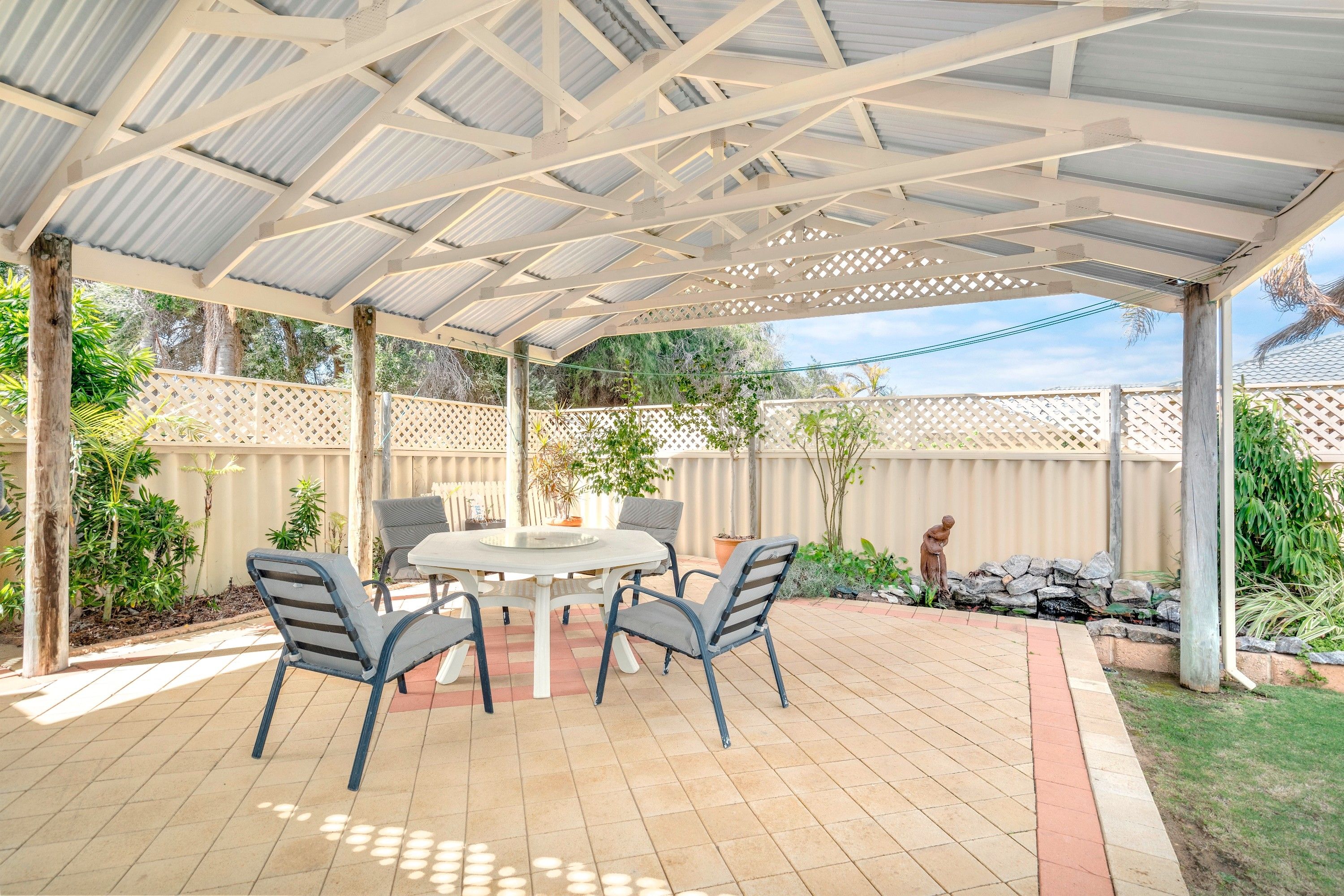 6 Torquay Place — photo 12 of 16