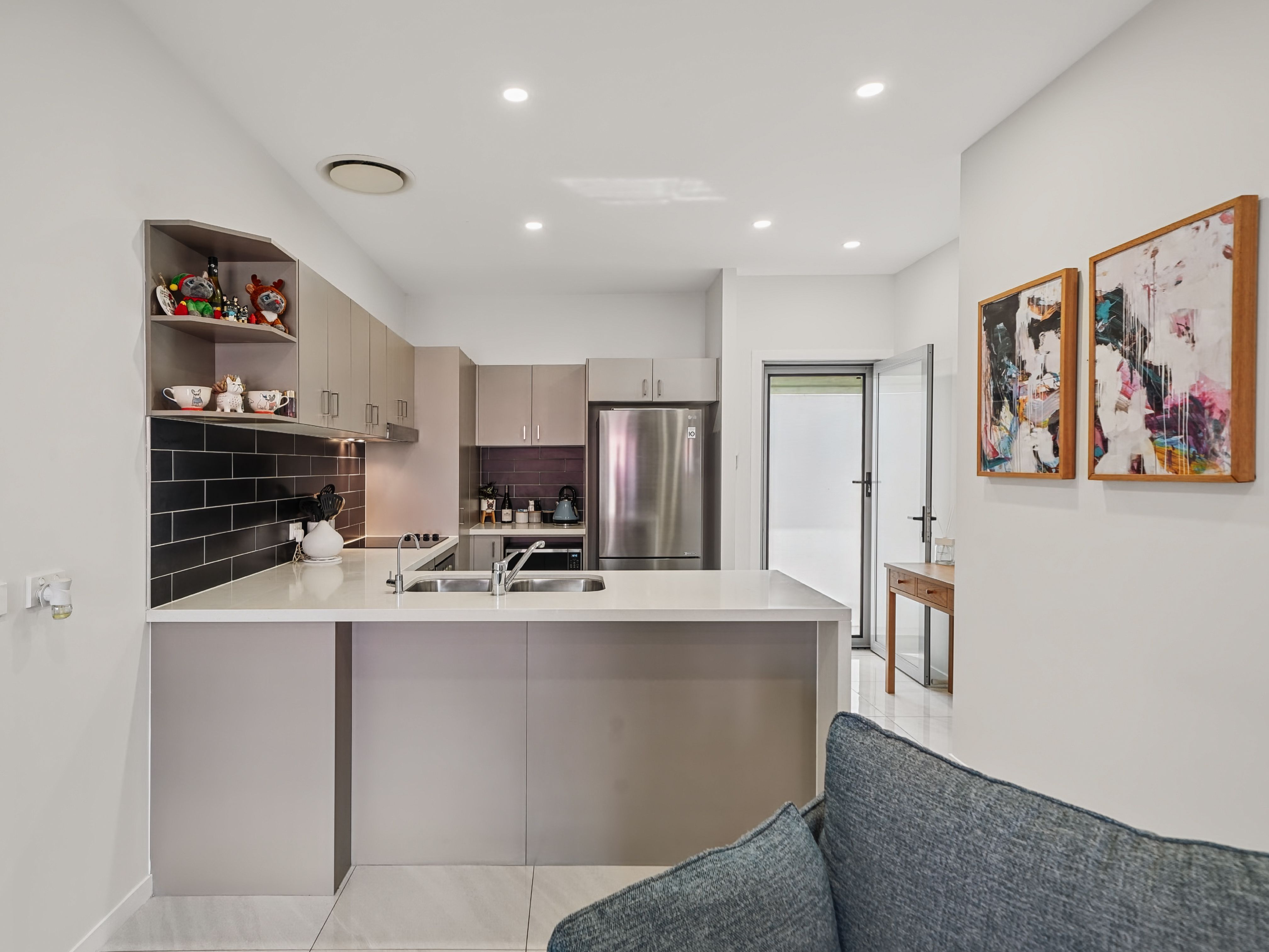5/4 Albert Street — photo 6 of 20