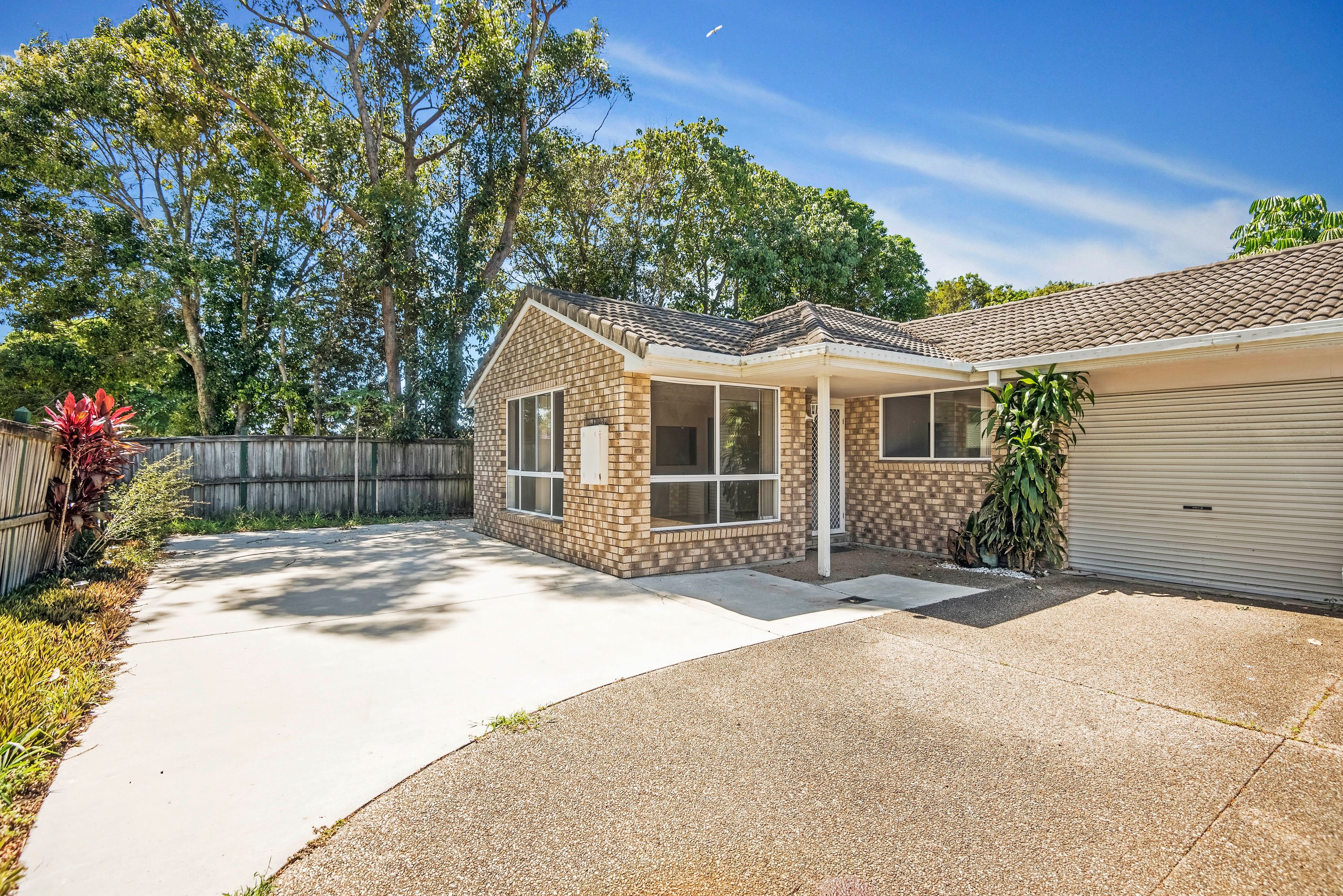 5 Cabana Court, Banora Point NSW 2486