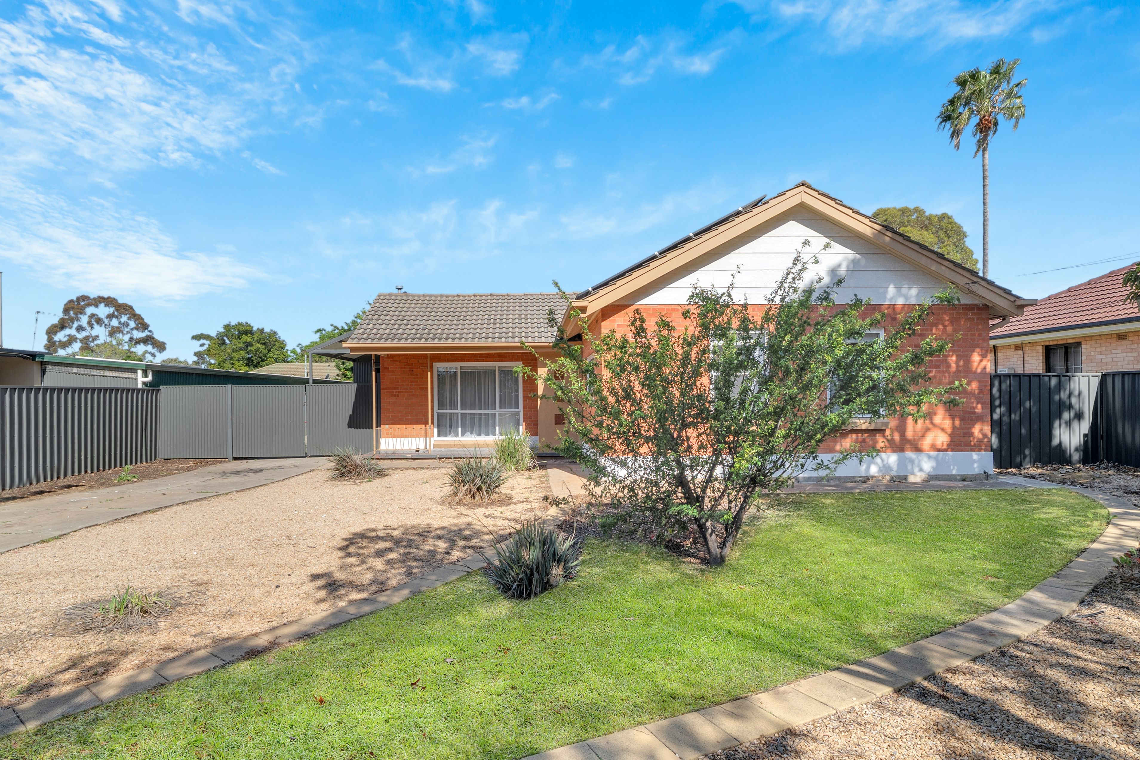 8 Woodcutts Road , Davoren Park SA 5113