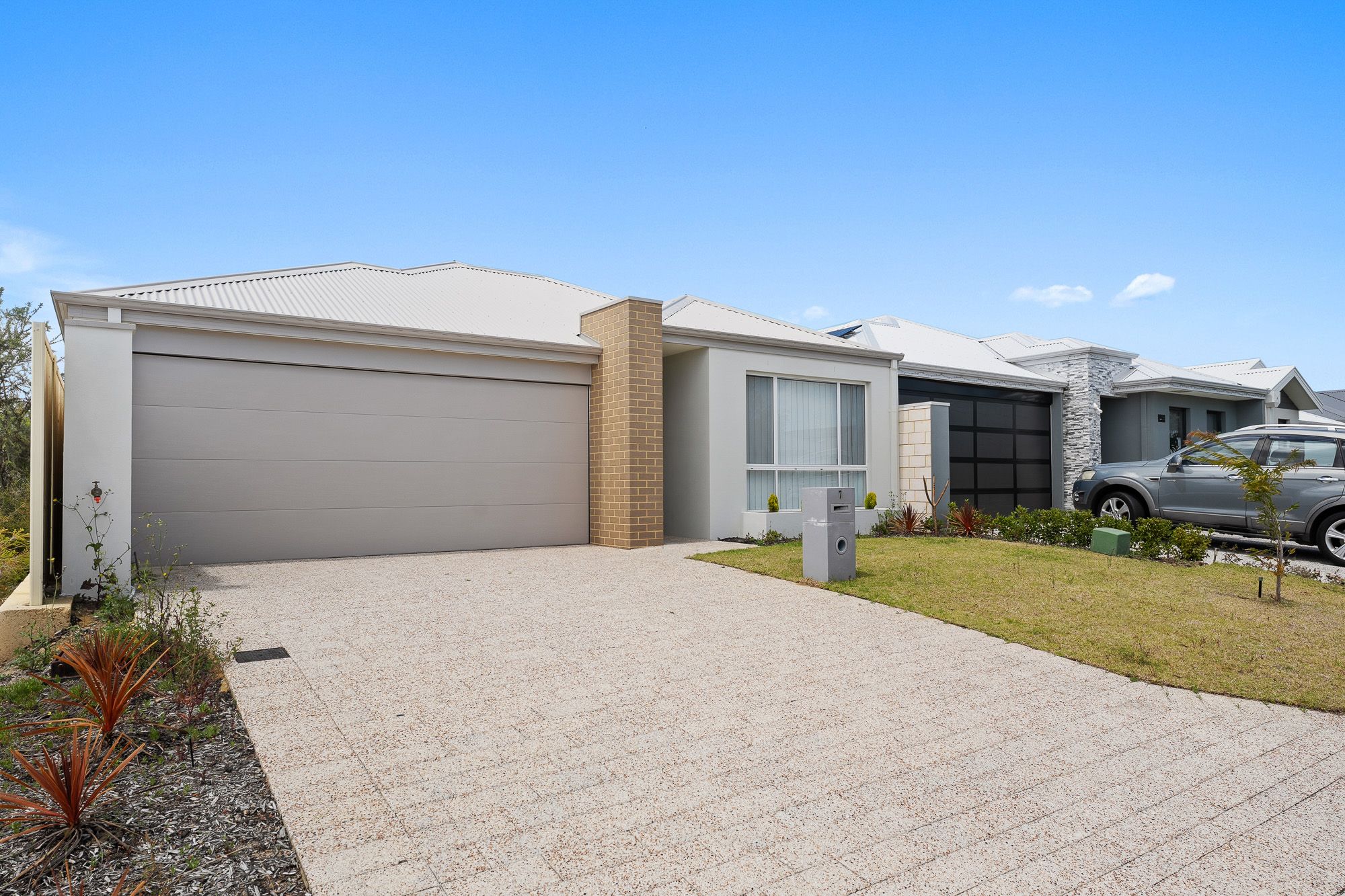 7 Selina Street — photo 3 of 30