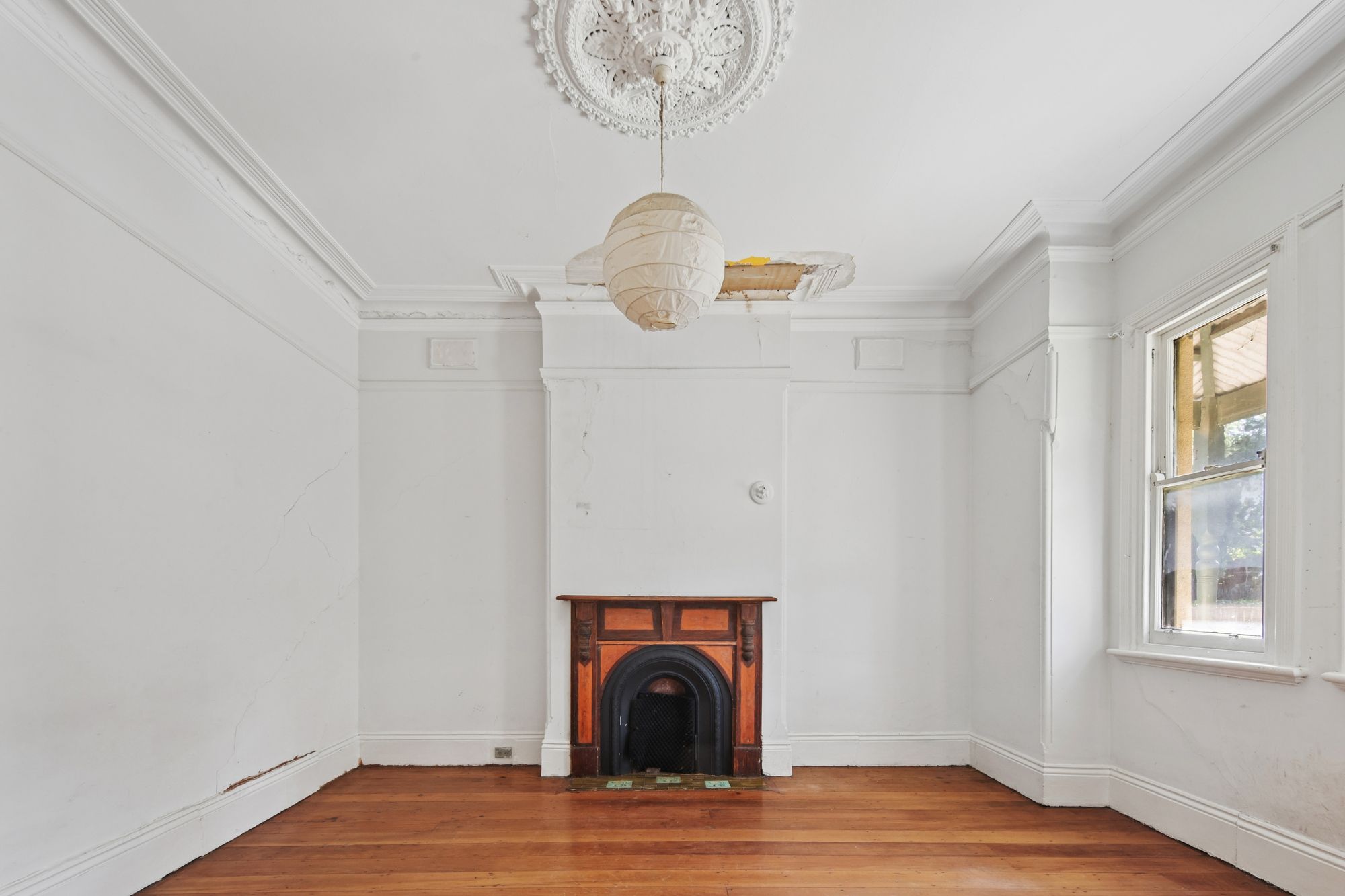 24 Silver Street — photo 4 of 8