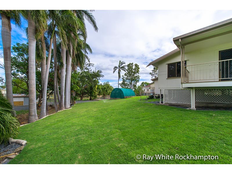 374 Paterson Avenue, Koongal, QLD 4701