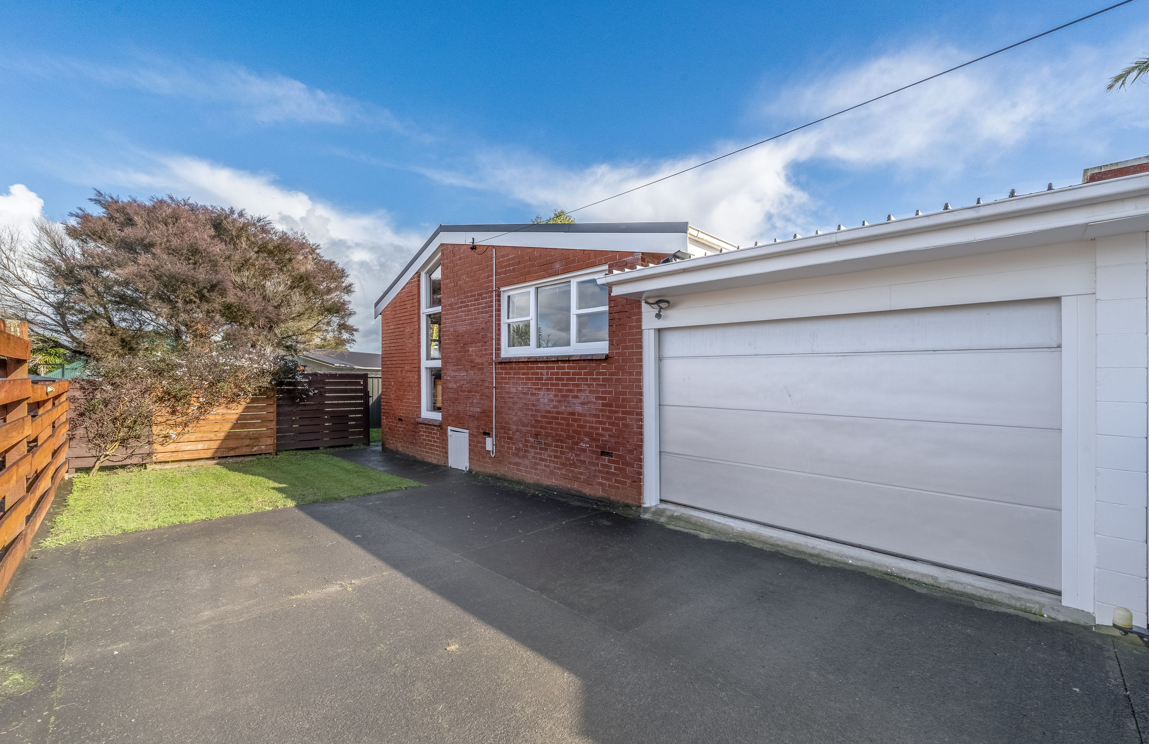 2/187 Bucklands Beach Road, Bucklands Beach, Manukau City
