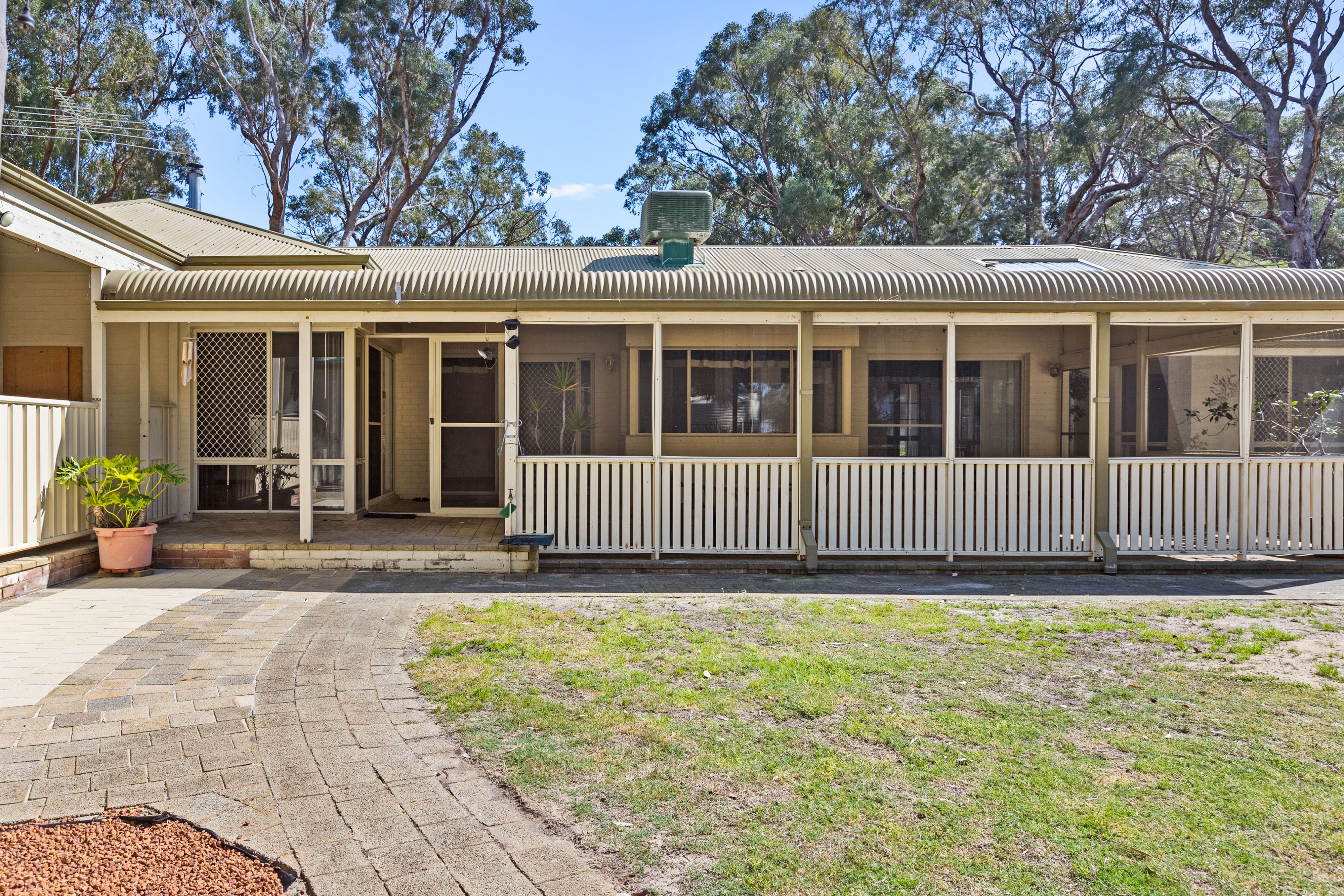 234 & 244 Dundebar Road — photo 19 of 28