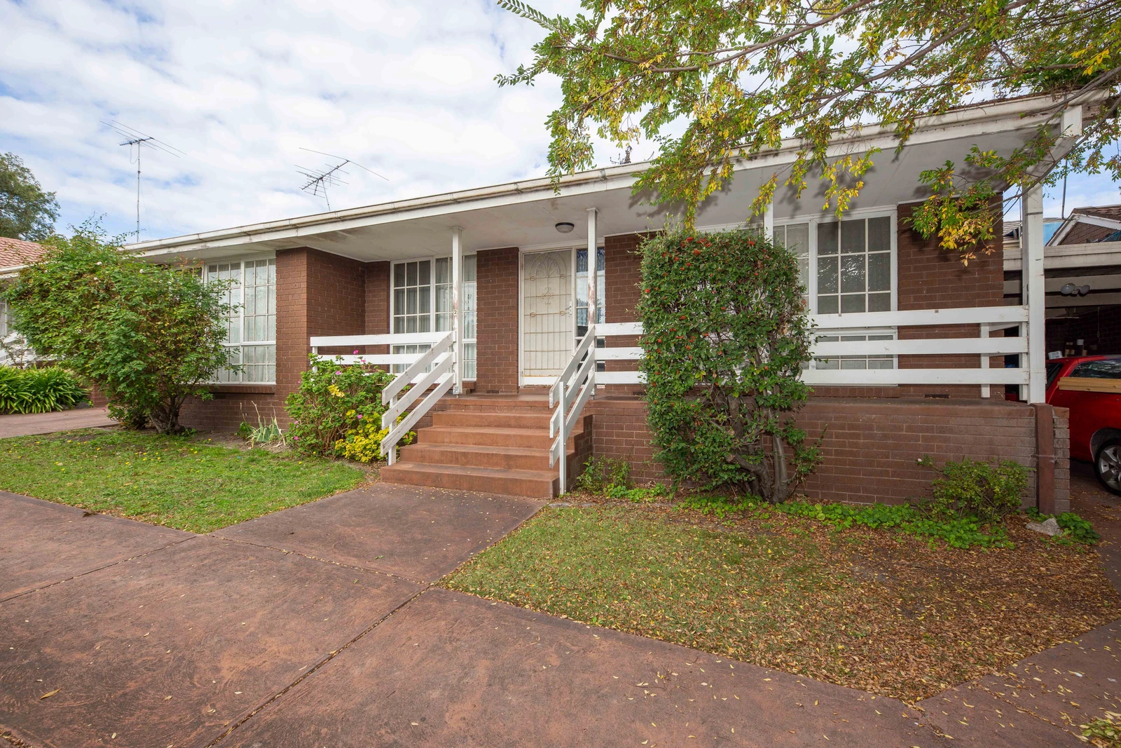 2/13 Wridgway Avenue, Burwood, VIC 3125