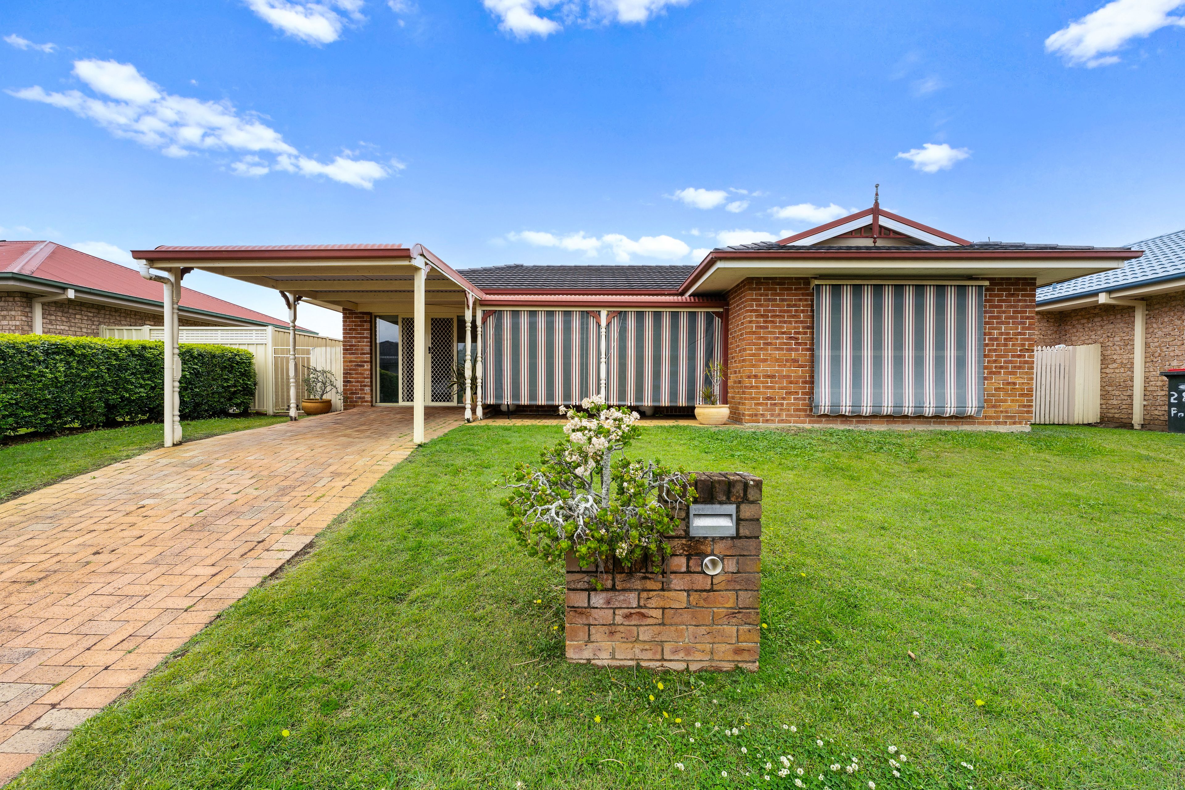 4 North Meadow Drive, Grafton NSW 2460