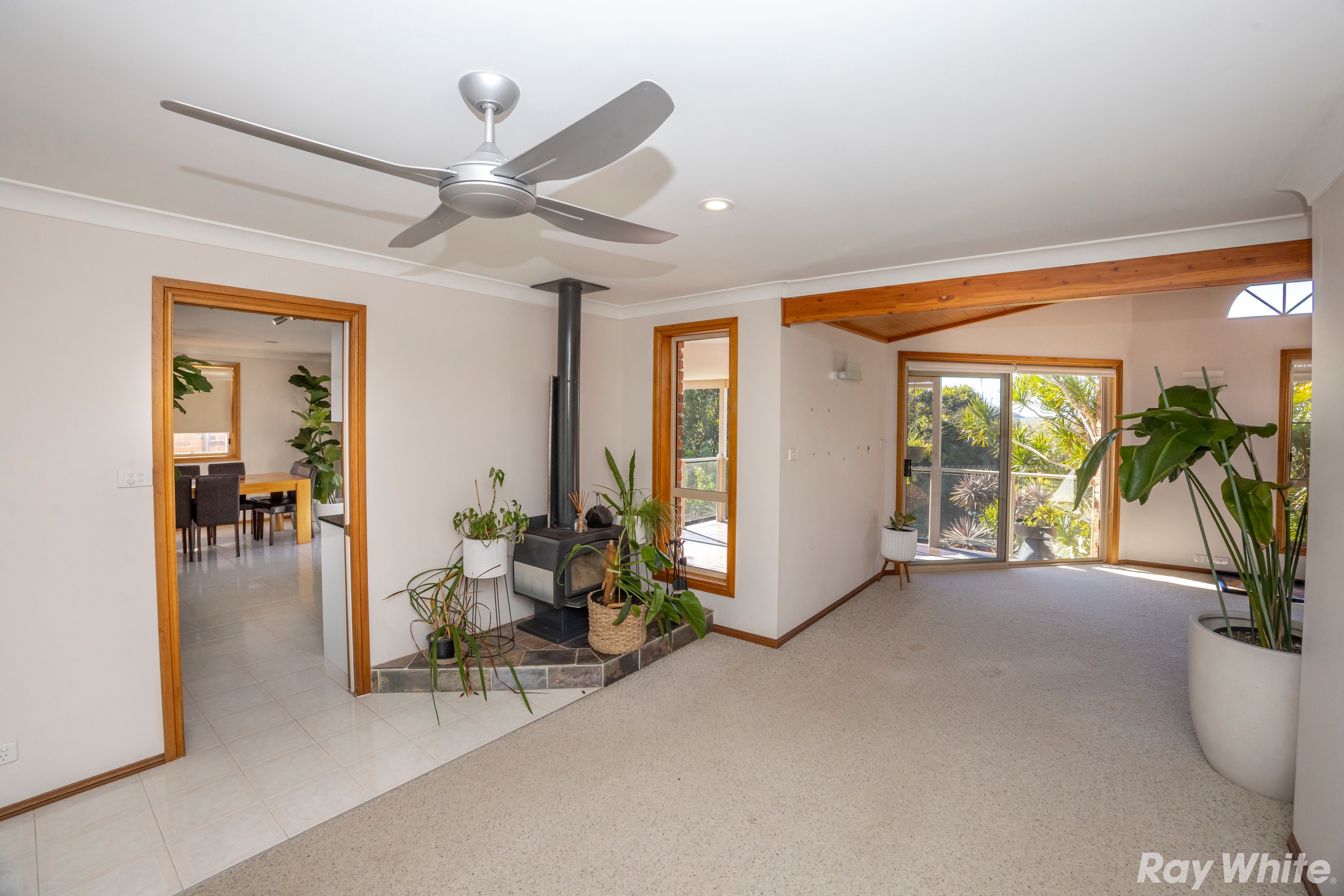 12 Emerald Place, Green Point, NSW 2428