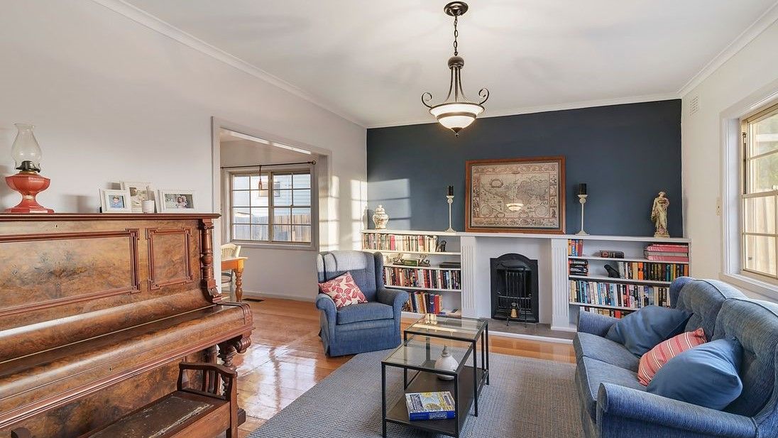 9 Oakham Avenue, Burwood East, VIC 3151
