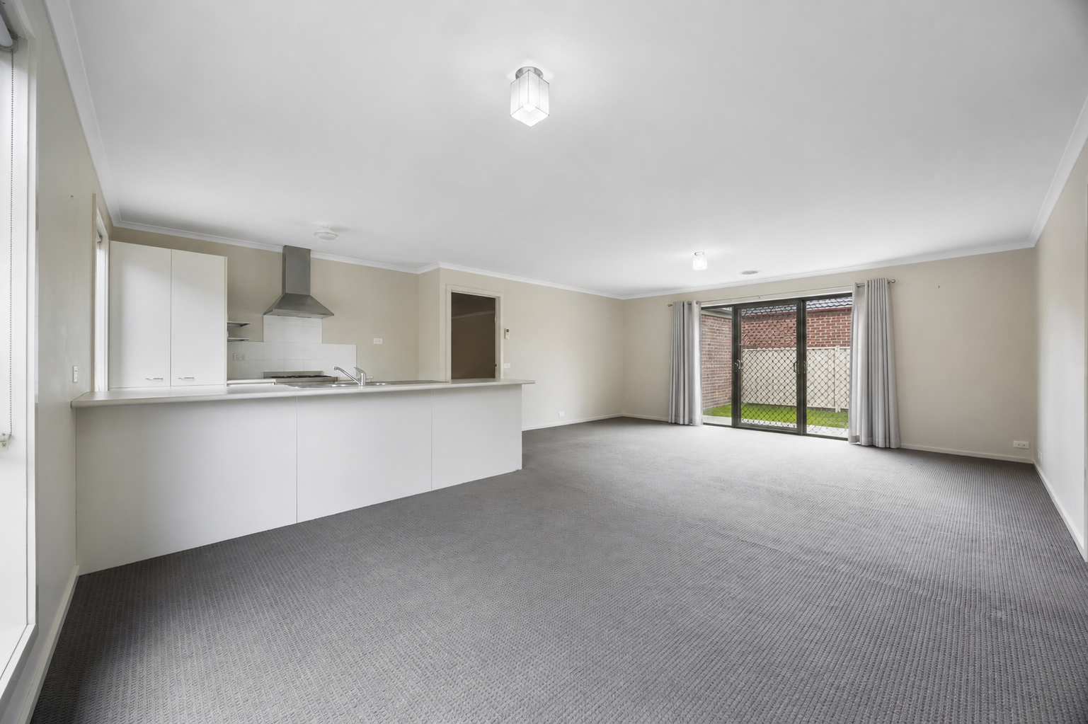 15 Deakin Drive, Delacombe, VIC 3356