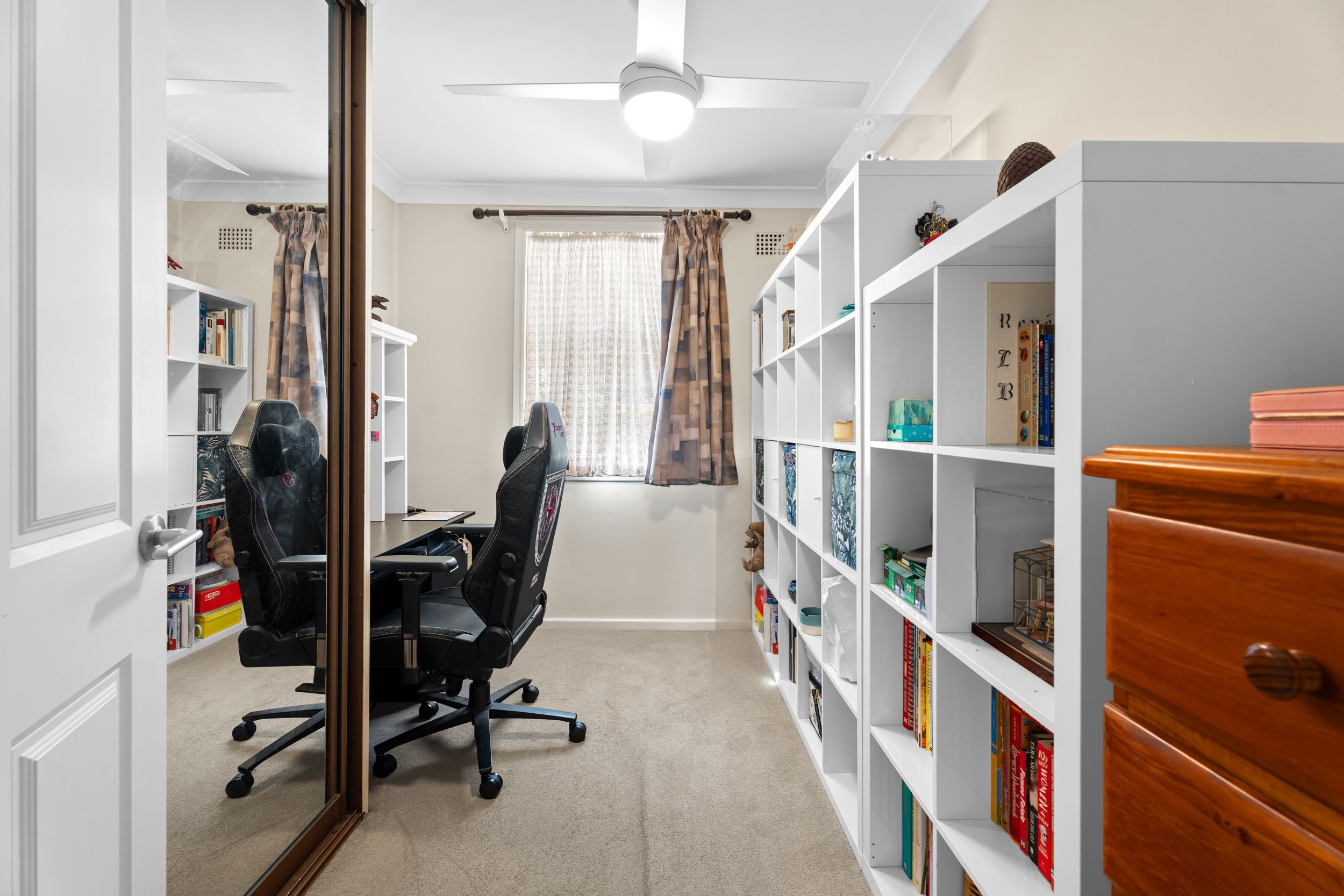 40 Glebe Place — photo 10 of 23