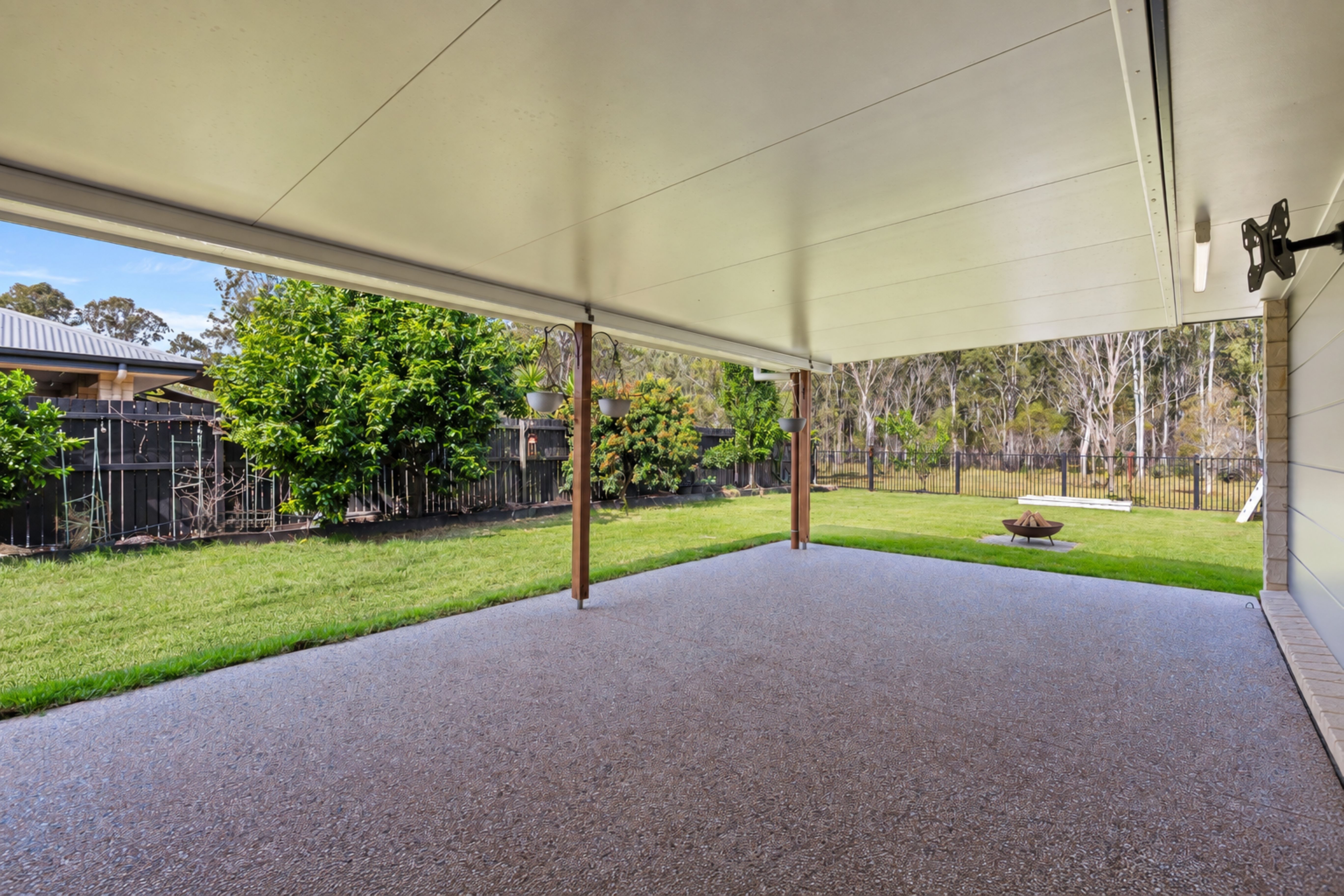 62 Cheyne Circuit — photo 18 of 22