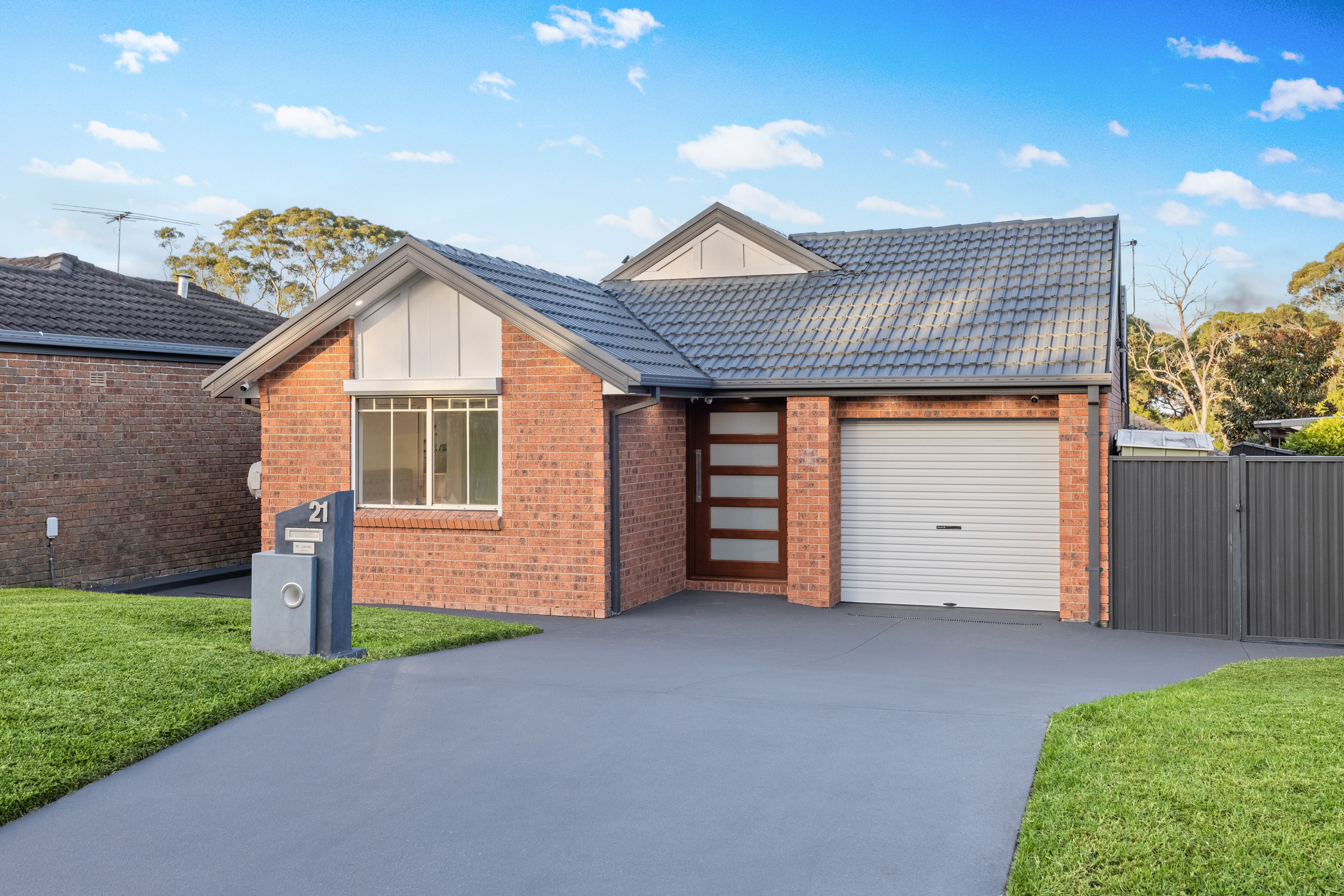 21 Poinciana Row, Menai NSW 2234