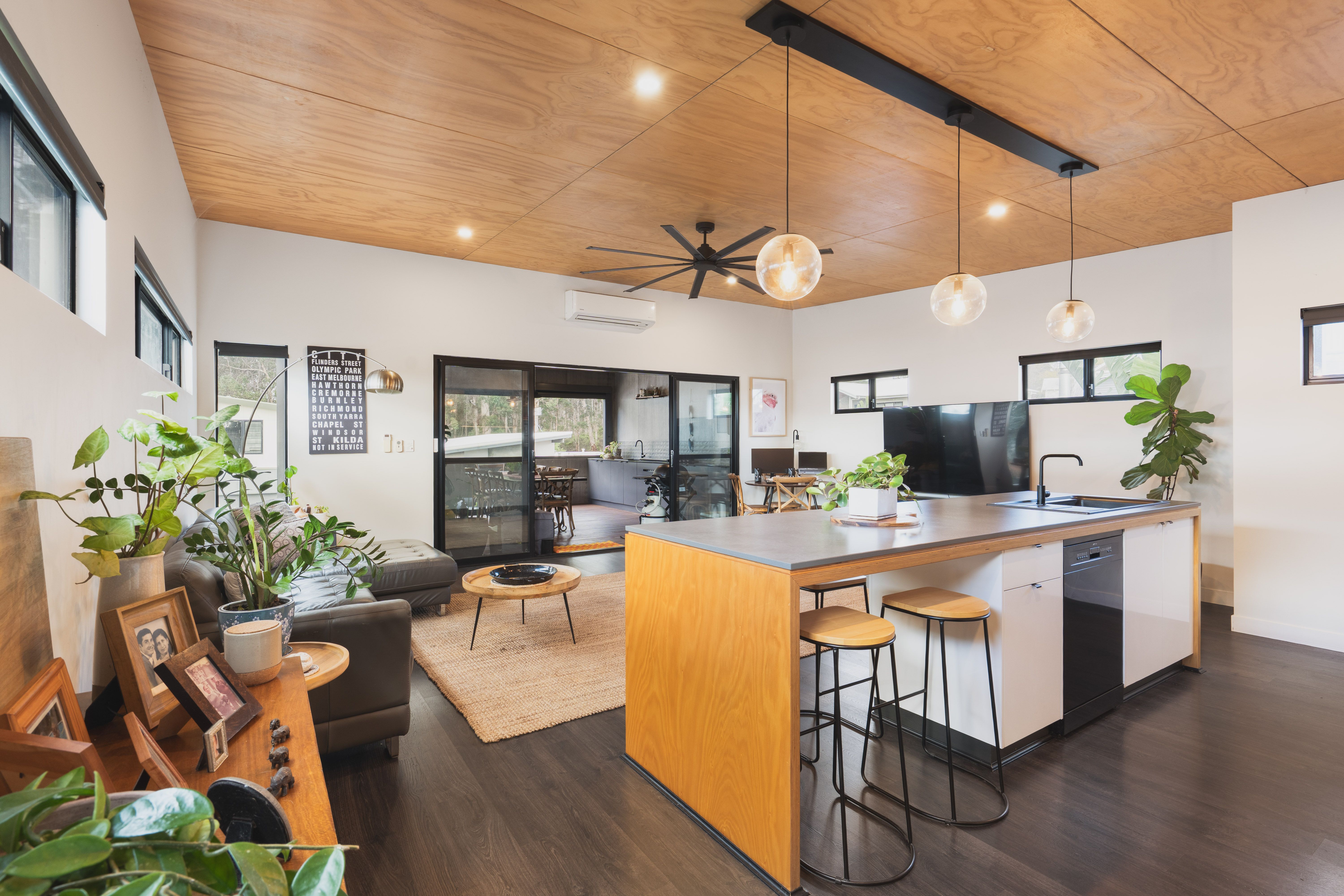 28 Formosa Street — photo 4 of 20