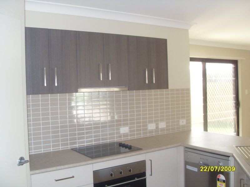 1/18 Kimboltan Drive, Redland Bay, QLD 4165