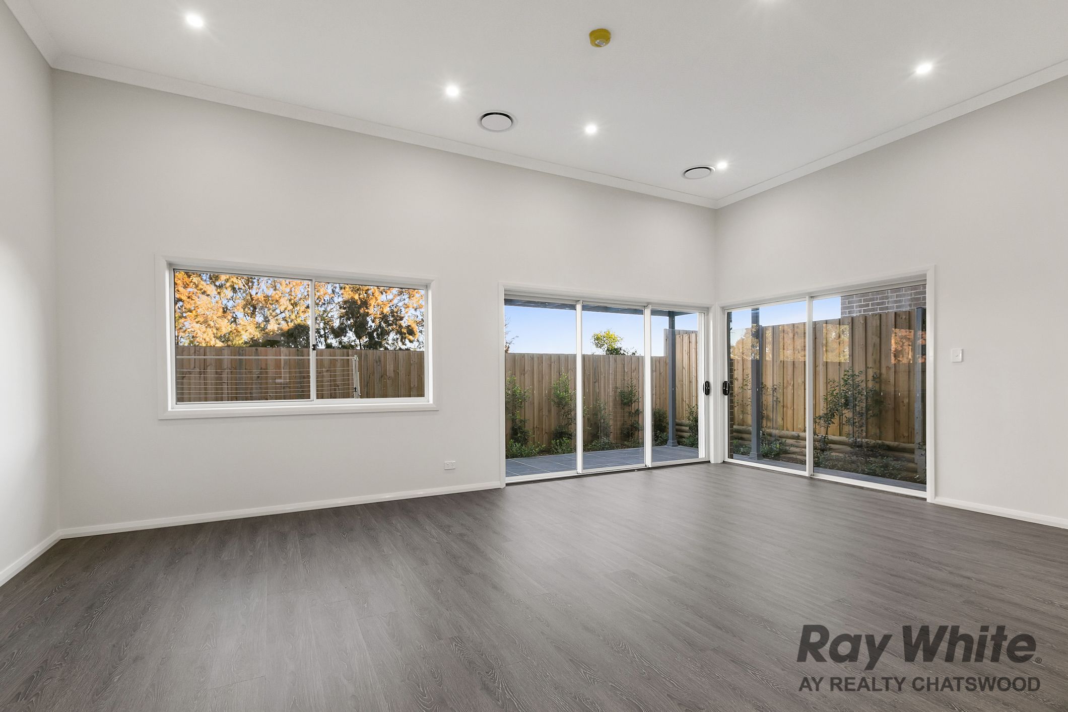 22 Durack Crescent, NORWEST, NSW 2153