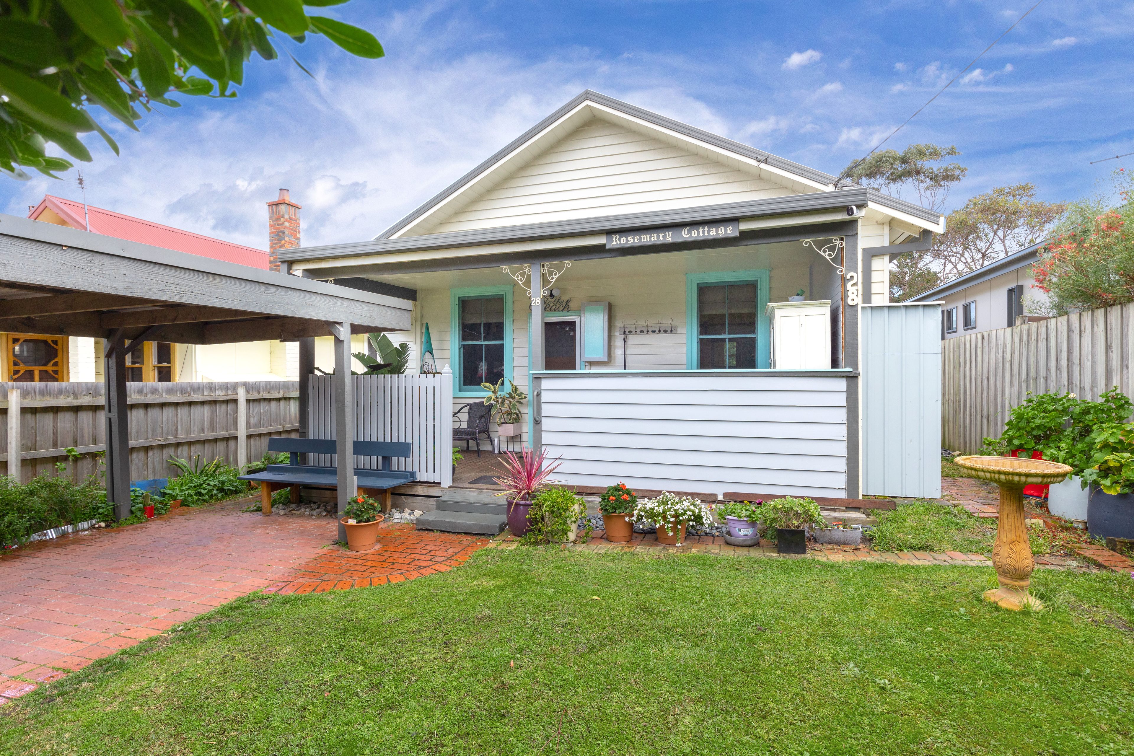 28 Sixth Avenue, Rosebud VIC 3939