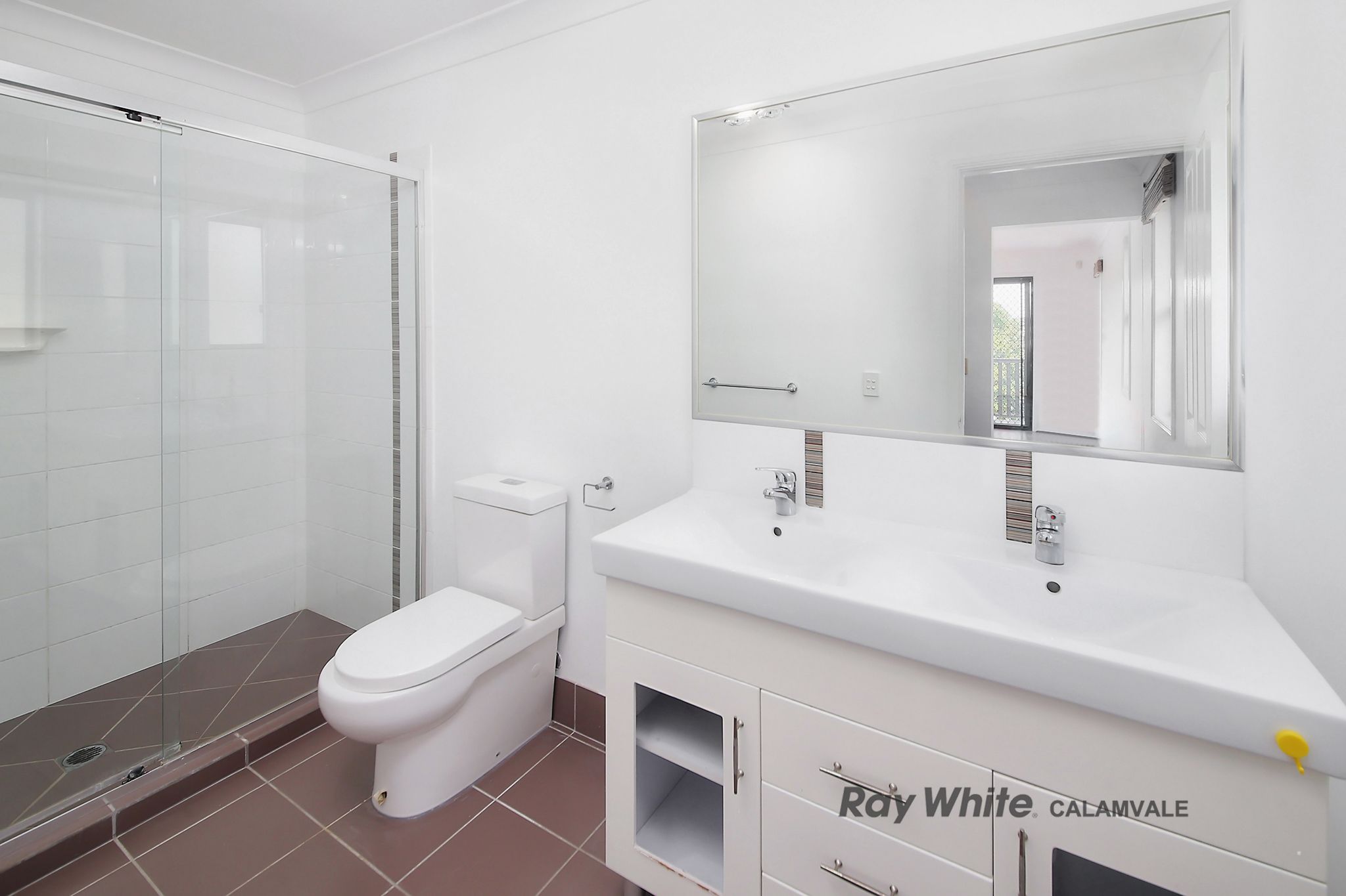 6 Hastings Close — photo 8 of 22