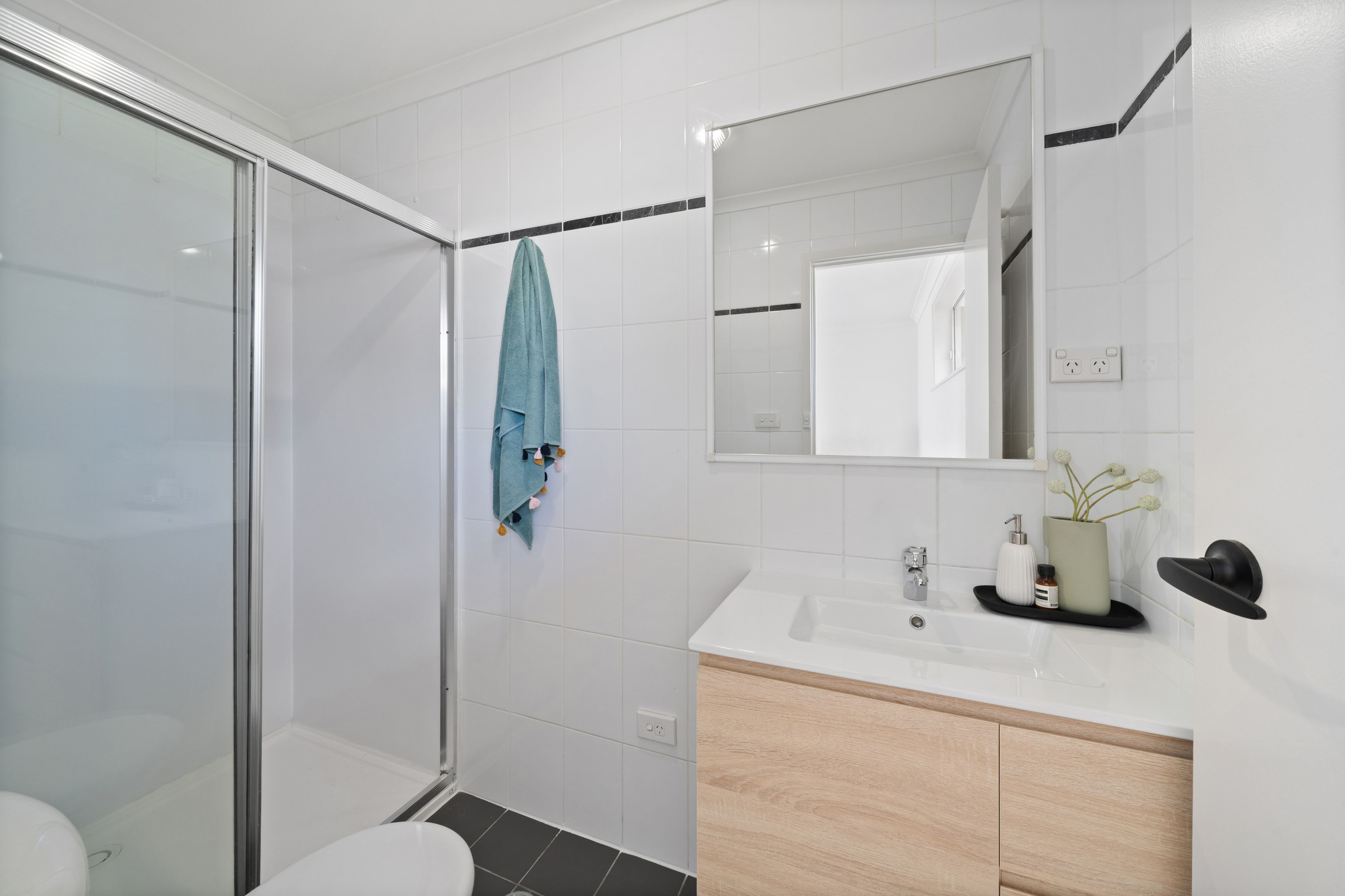 42 Gardiner Street — photo 11 of 22