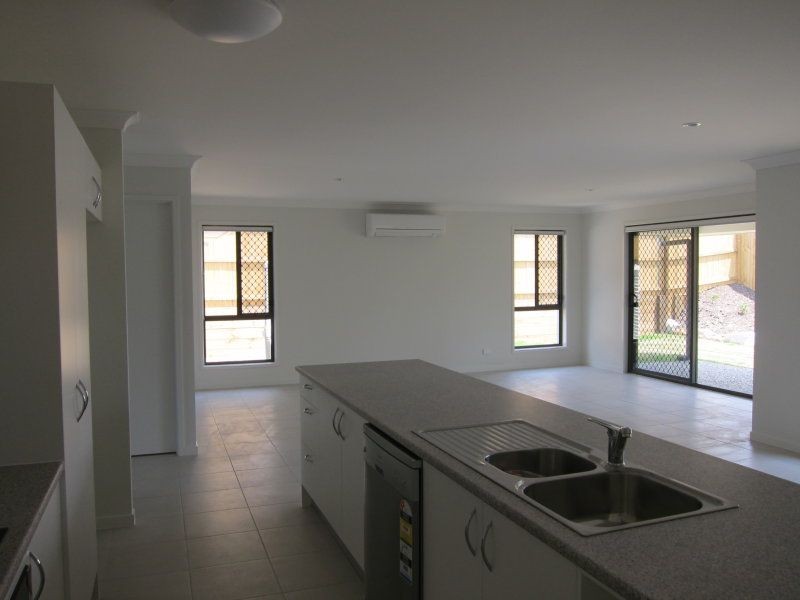 1 Bellflower Crescent, Mount Cotton, QLD 4165