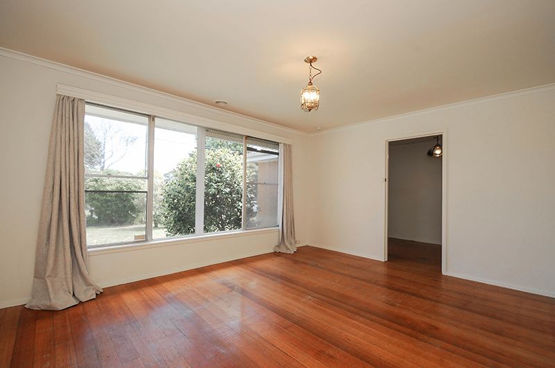 6 Bursaria Crescent, Frankston North, VIC 3200