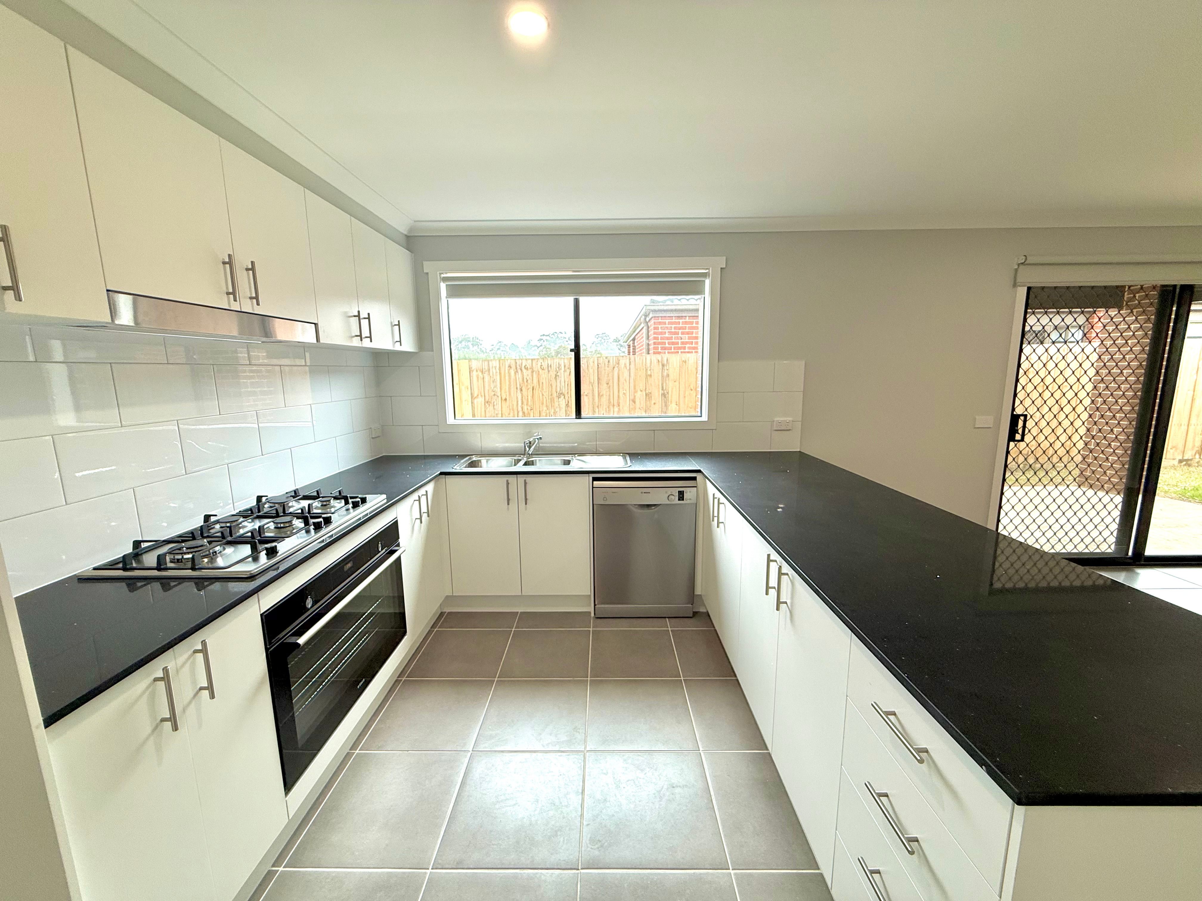 29 Trefella Rise — photo 8 of 16